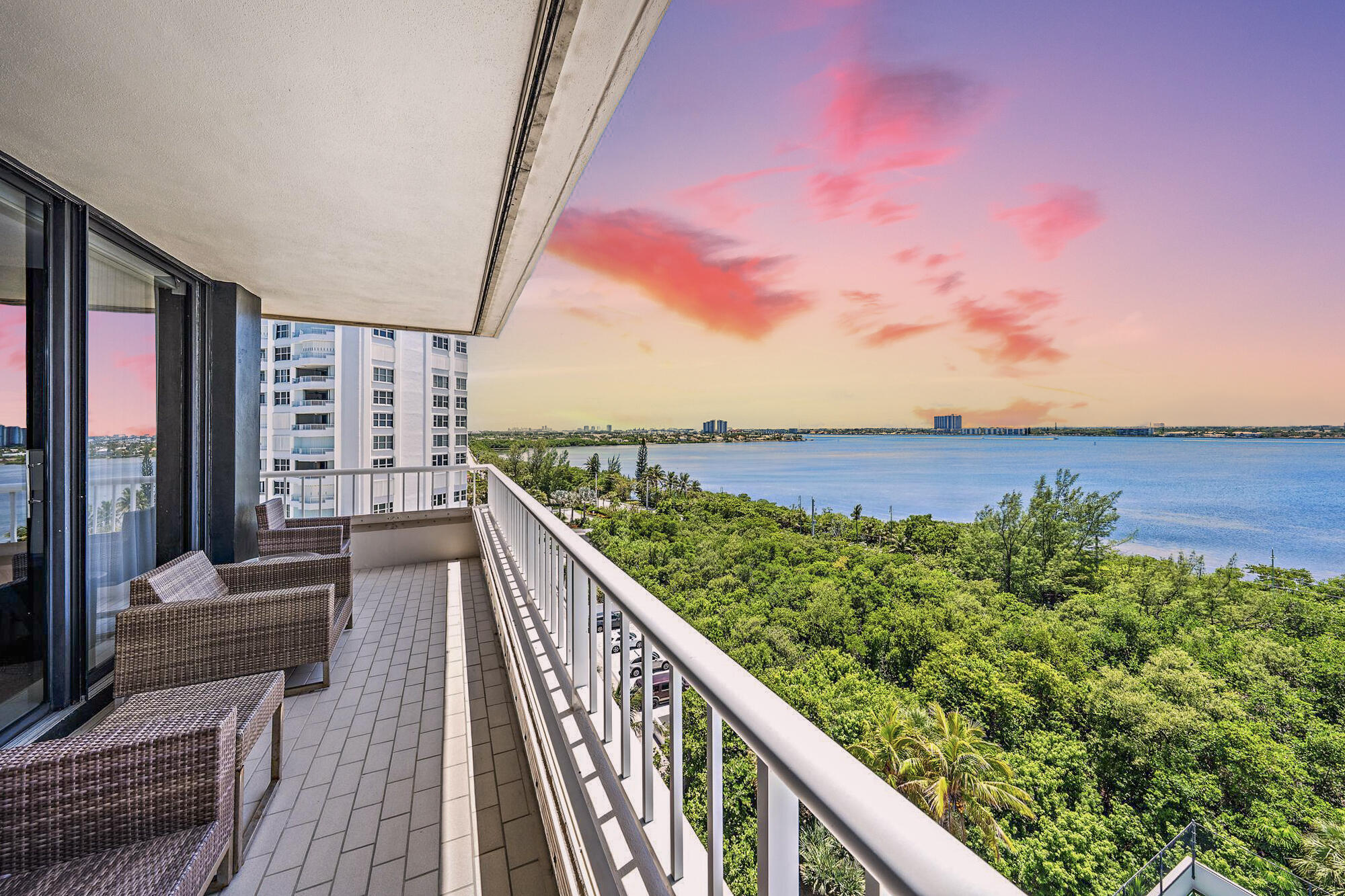 5250 N Ocean Drive 10s Property Photo 19