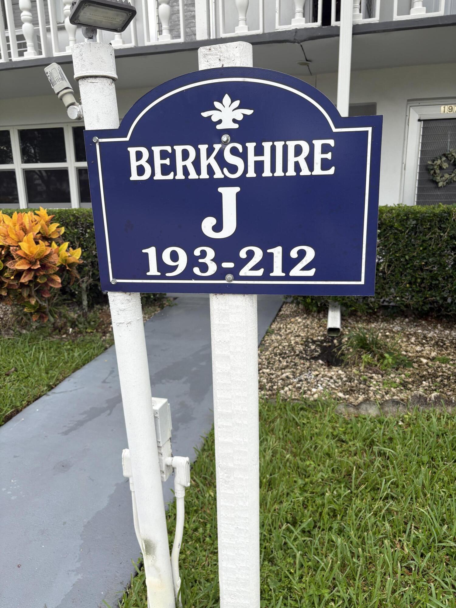 200 Berkshire J Property Photo 1