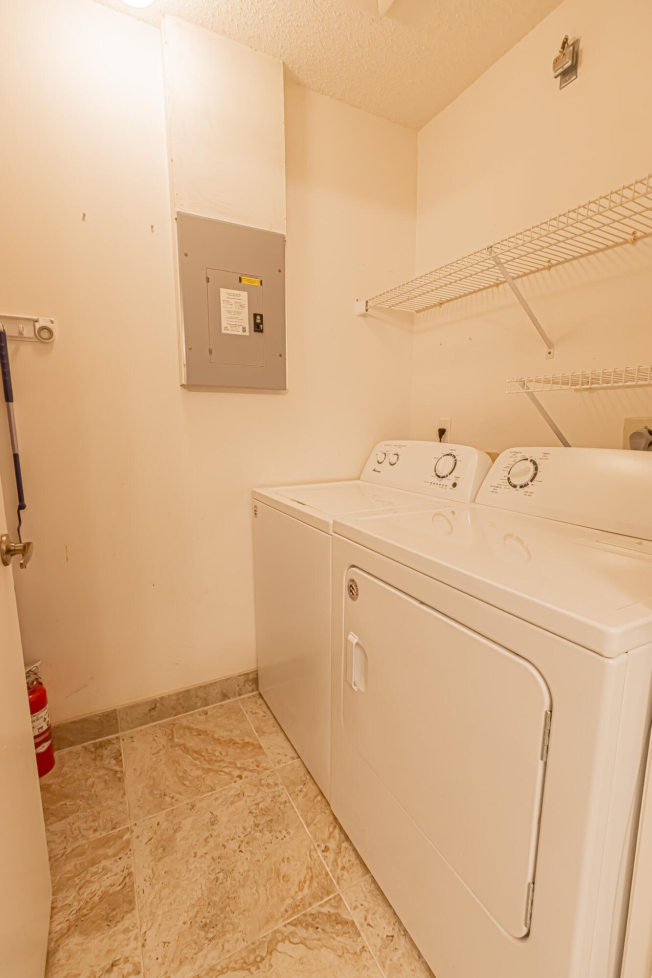 695 Nw San Remo Circle Property Photo 13