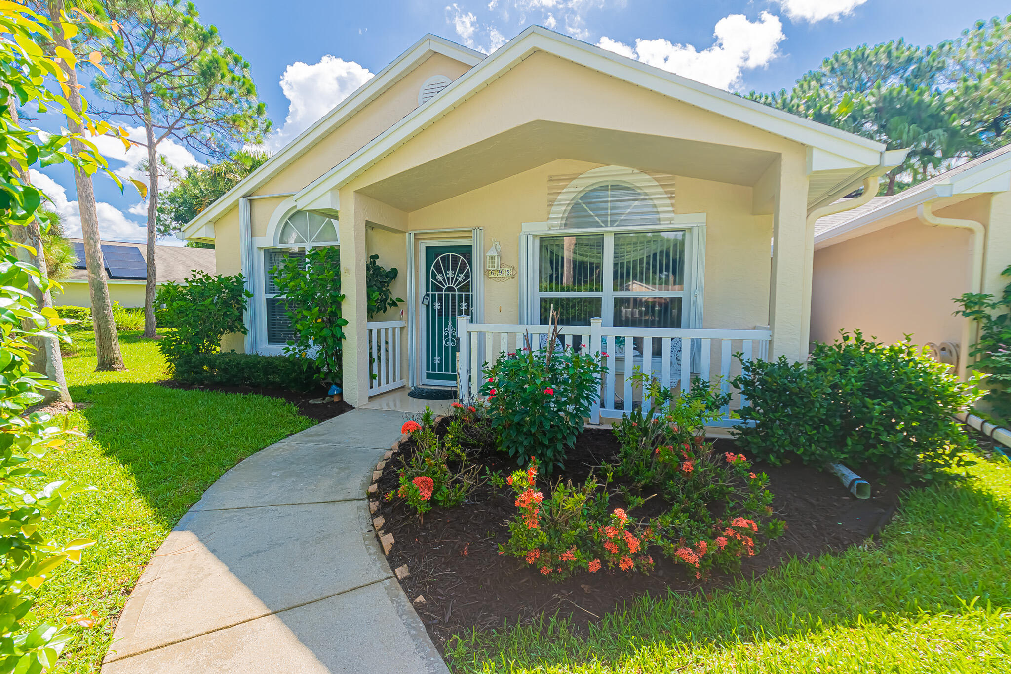 695 Nw San Remo Circle Property Photo 16