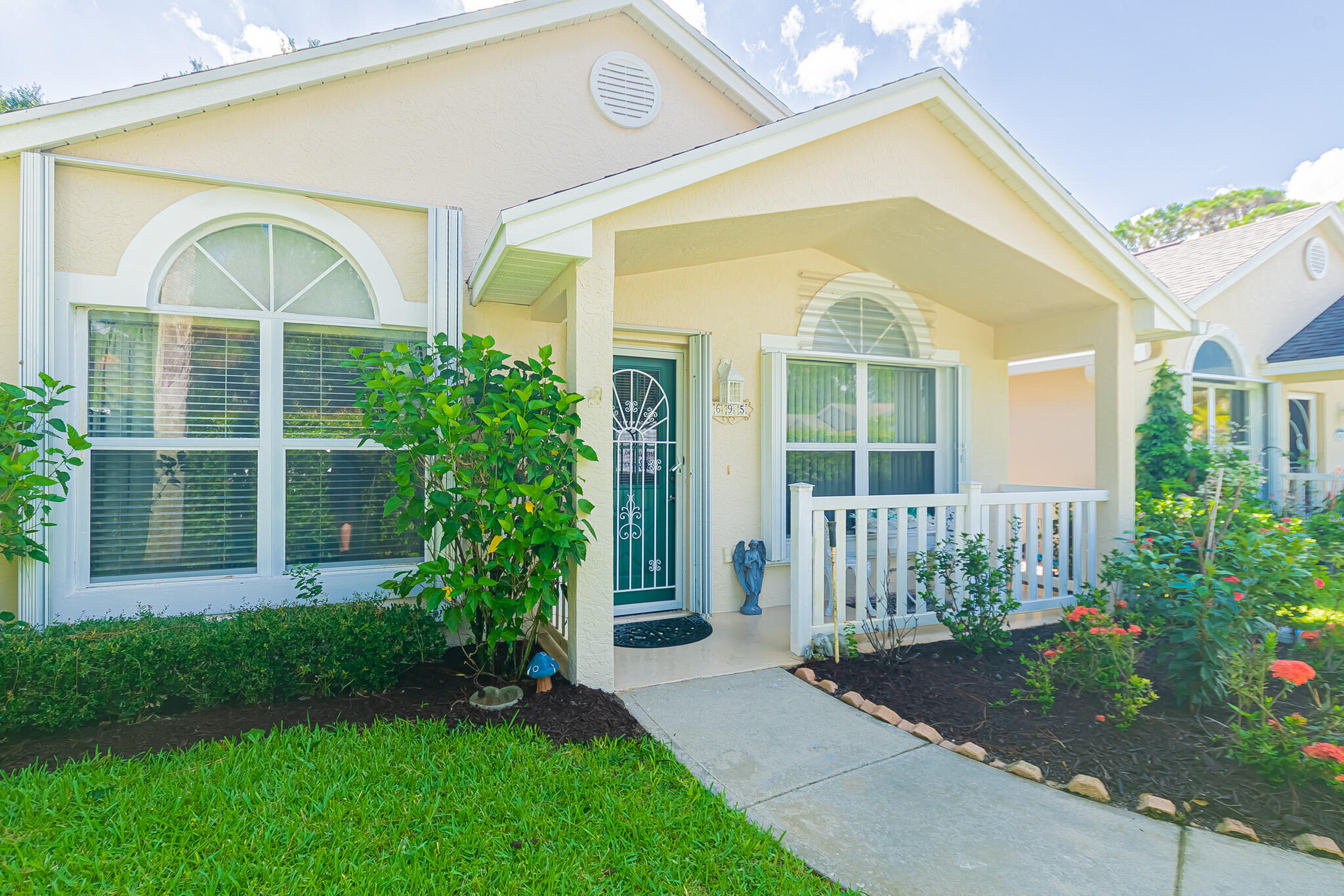695 Nw San Remo Circle Property Photo 17