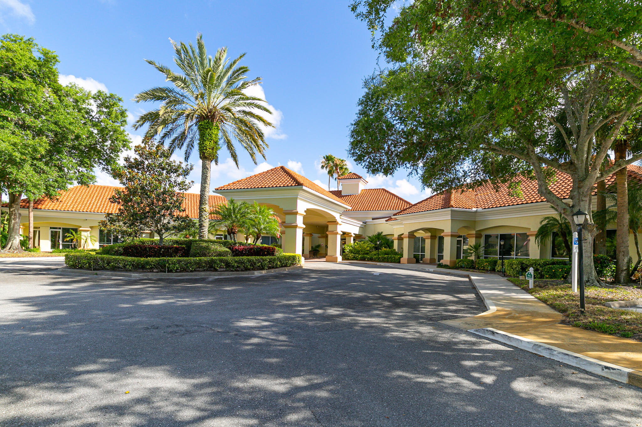 695 Nw San Remo Circle Property Photo 21