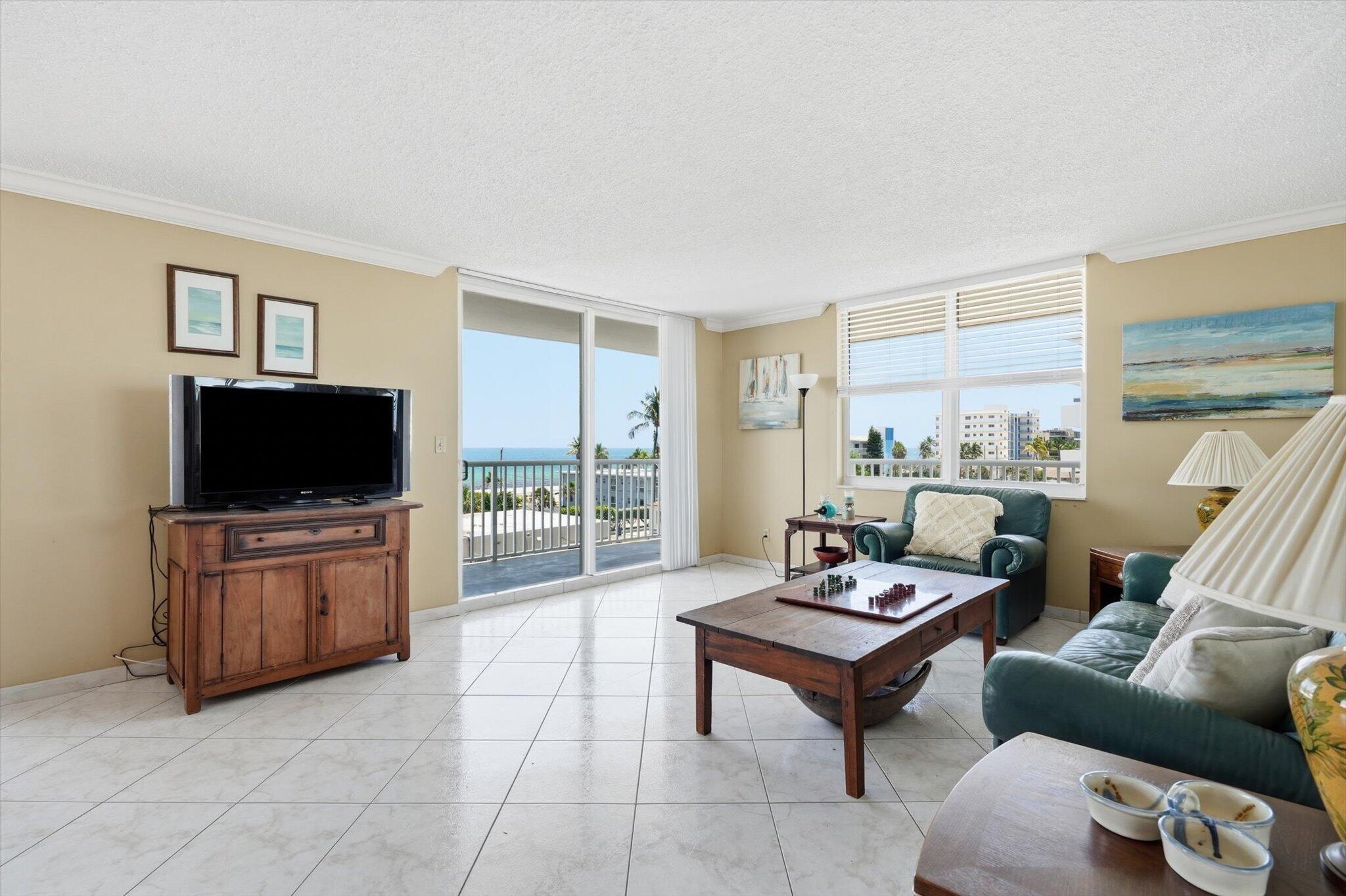 1601 S Ocean Drive 506 Property Photo 10