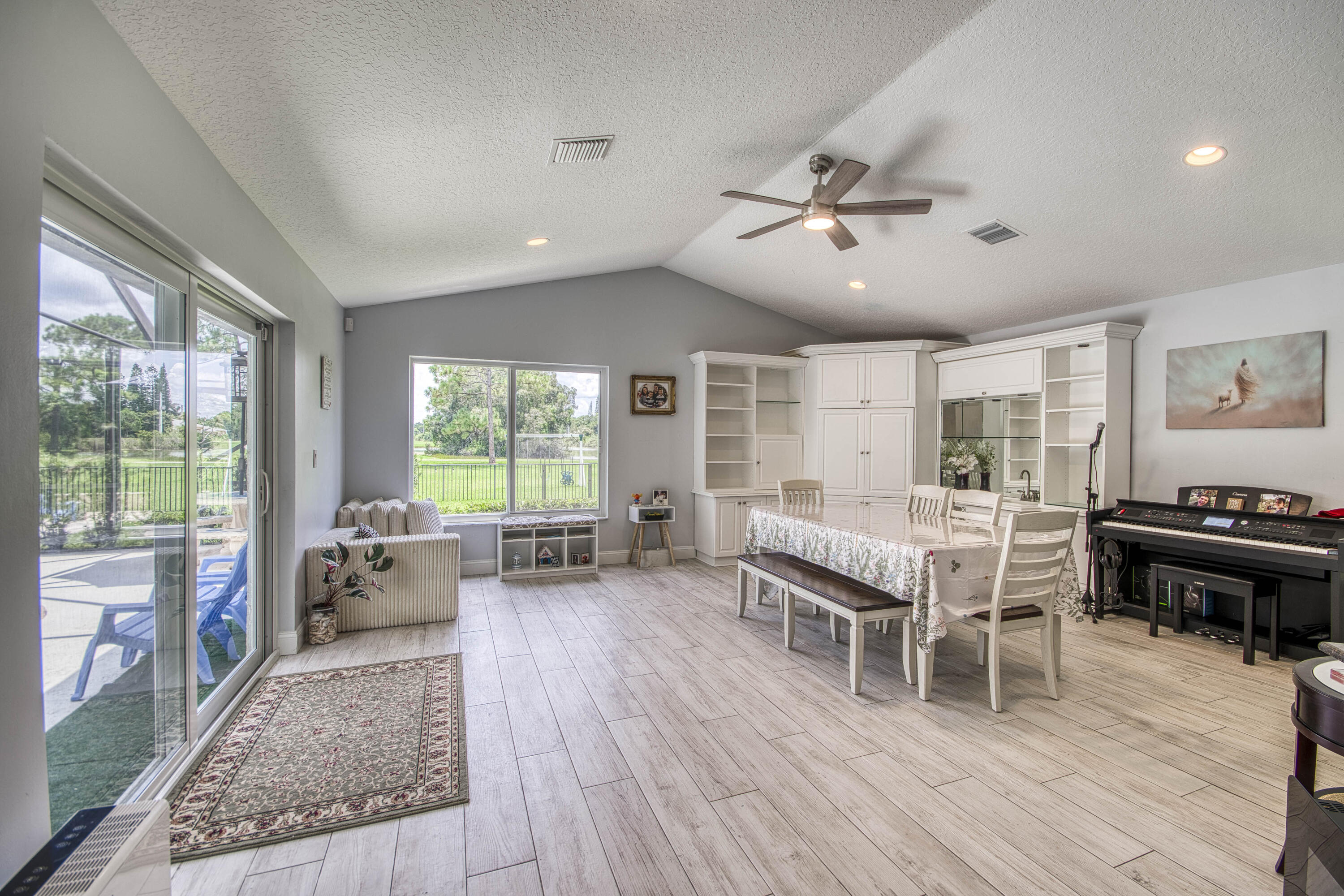 11850 Stonehaven Way Property Photo 10