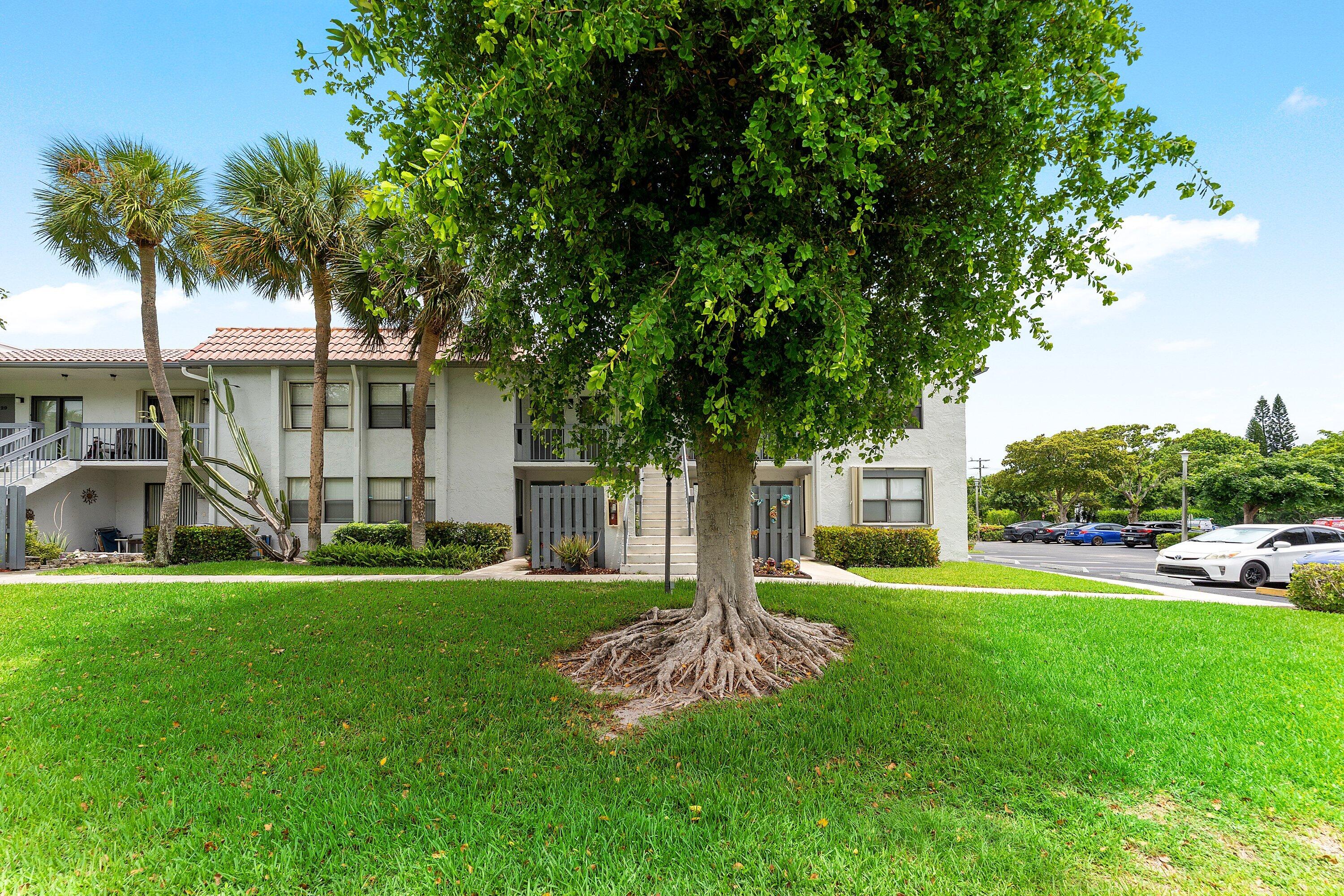 105 Tropic Isle Drive 22d Property Photo 2