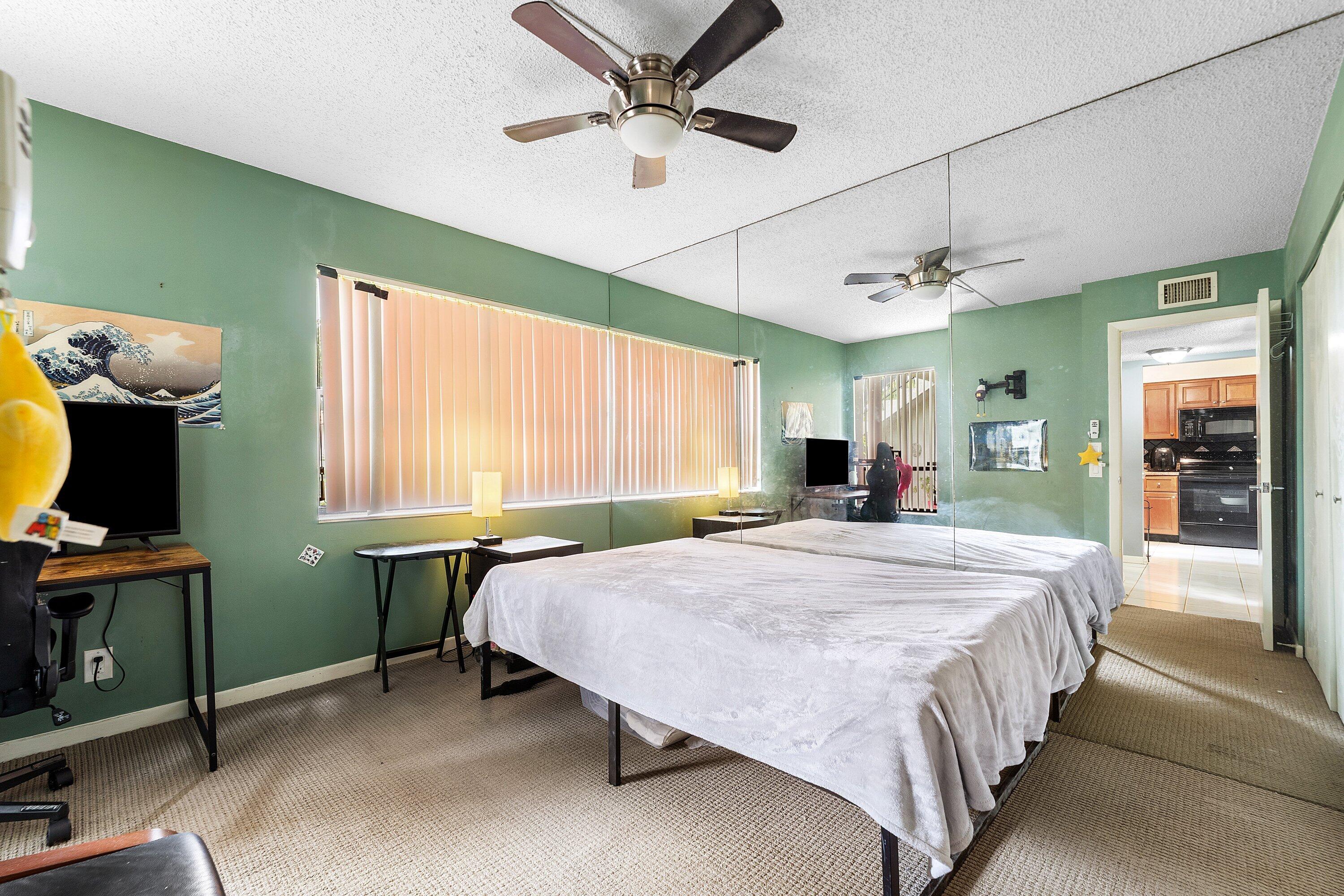 105 Tropic Isle Drive 22d Property Photo 20