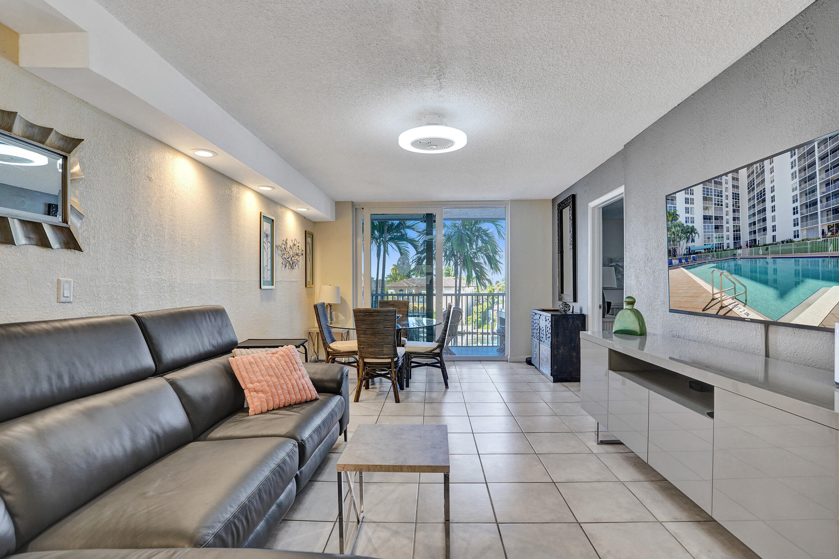 1391 S Ocean Boulevard Property Photo 2