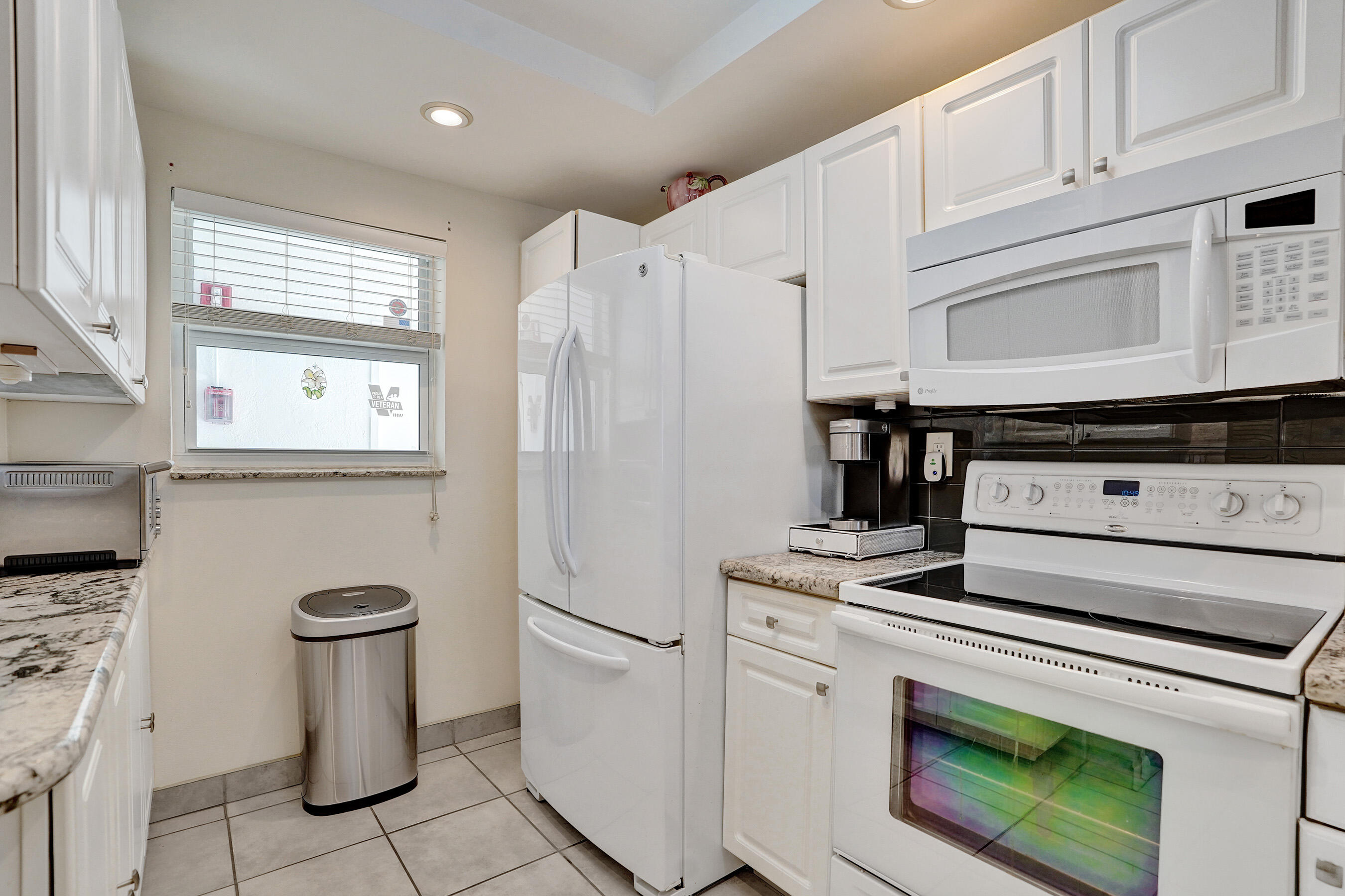 1391 S Ocean Boulevard Property Photo 6