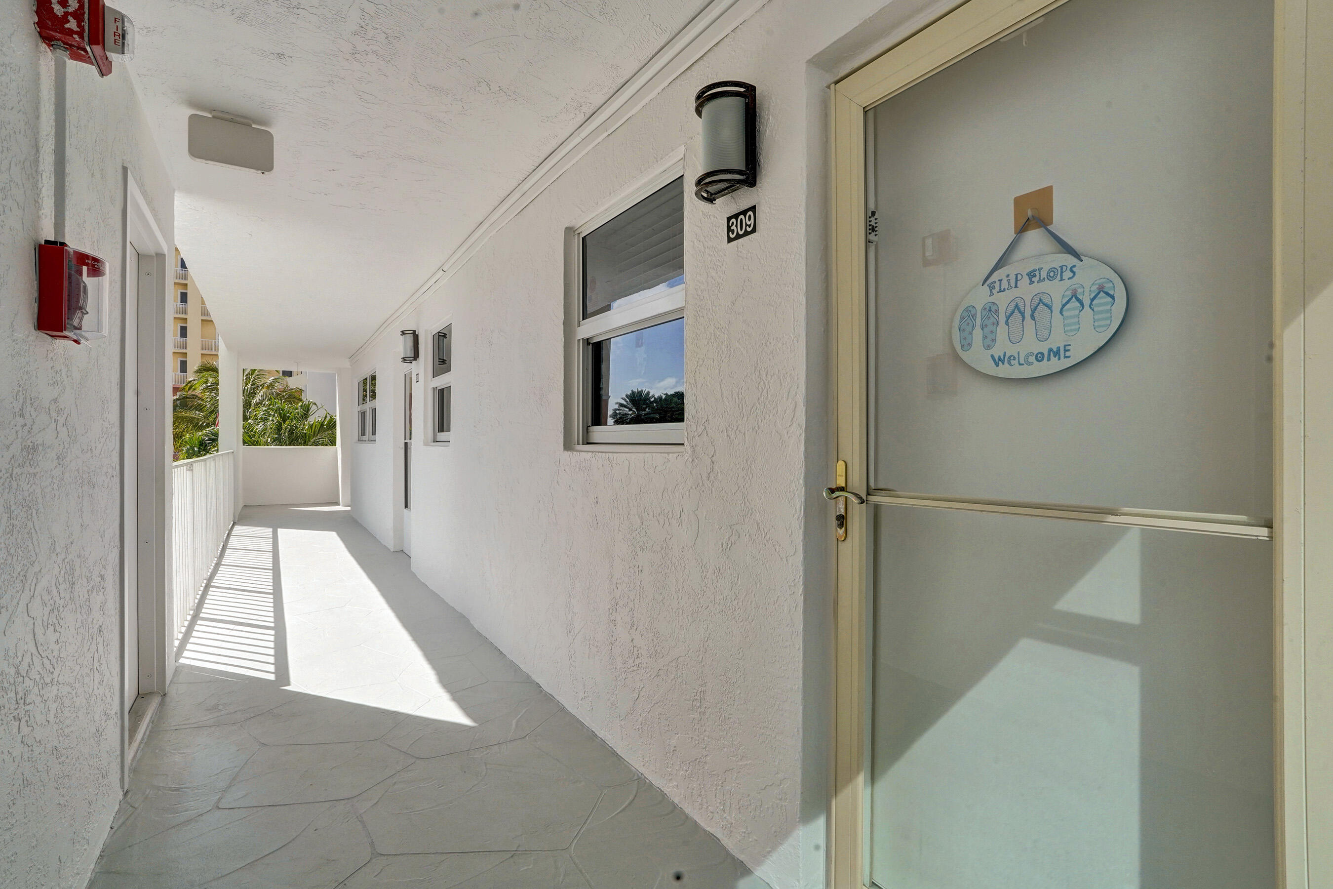 1391 S Ocean Boulevard Property Photo 29