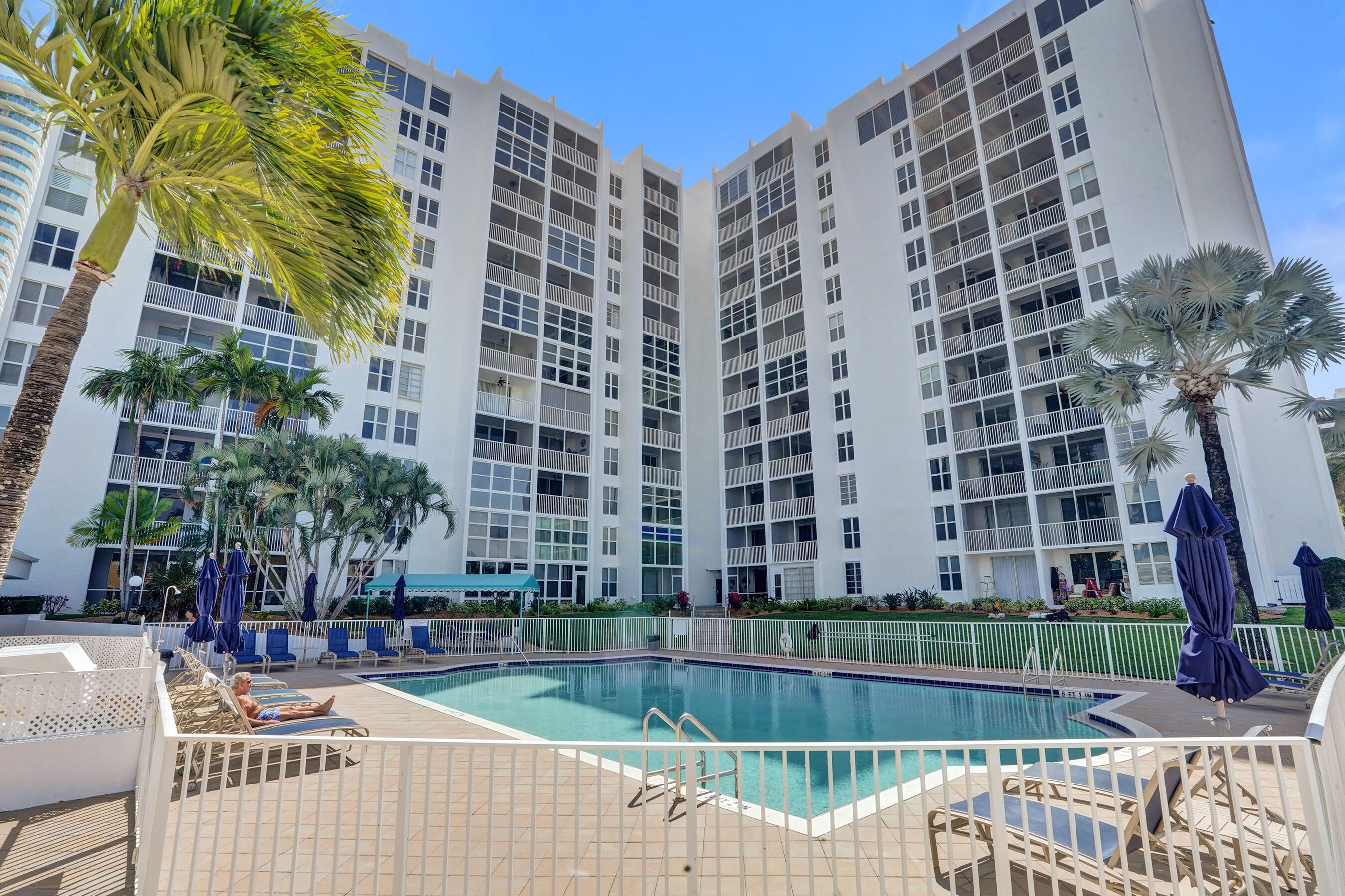 1391 S Ocean Boulevard Property Photo 47