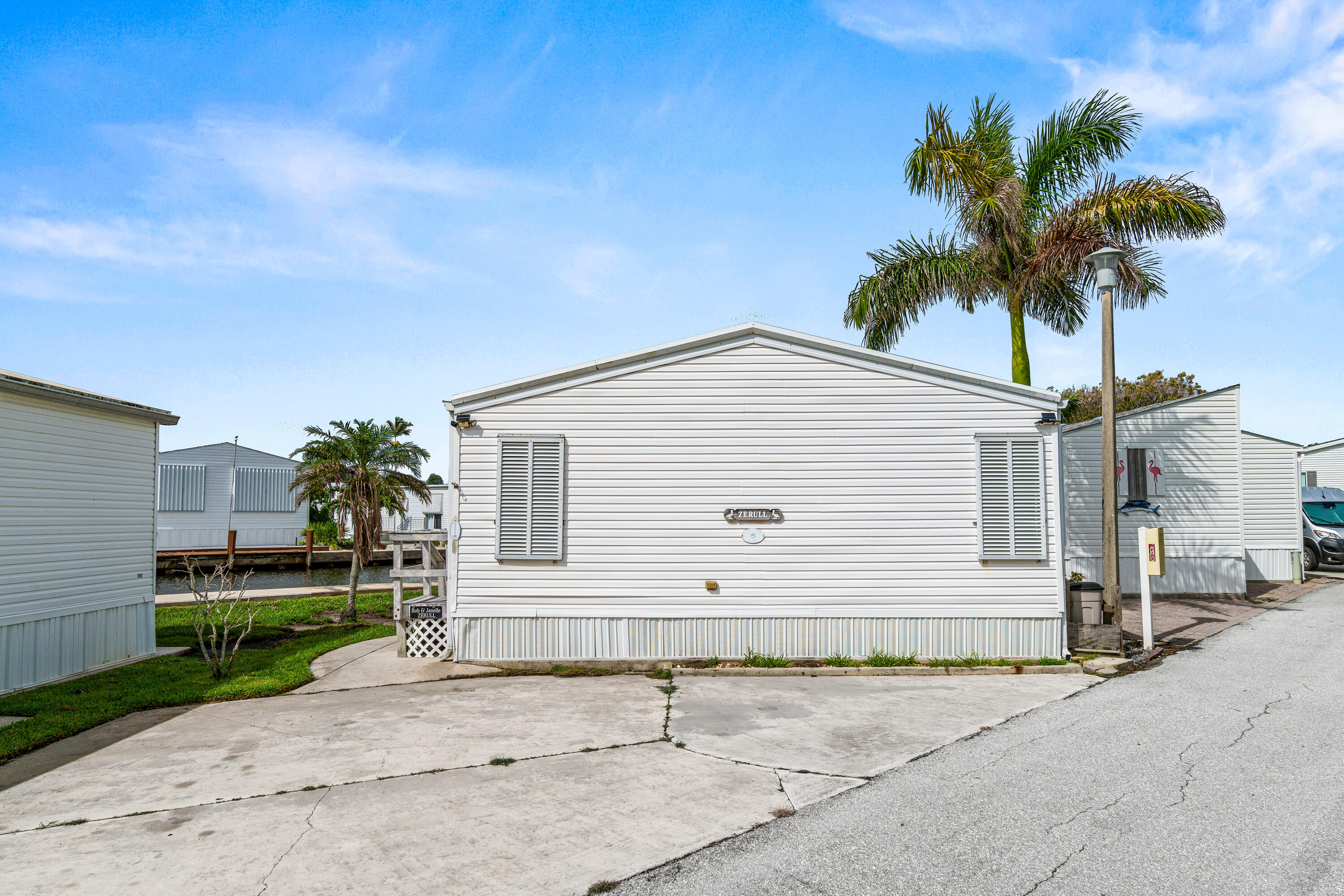207 Mallard Drive U Property Photo 3