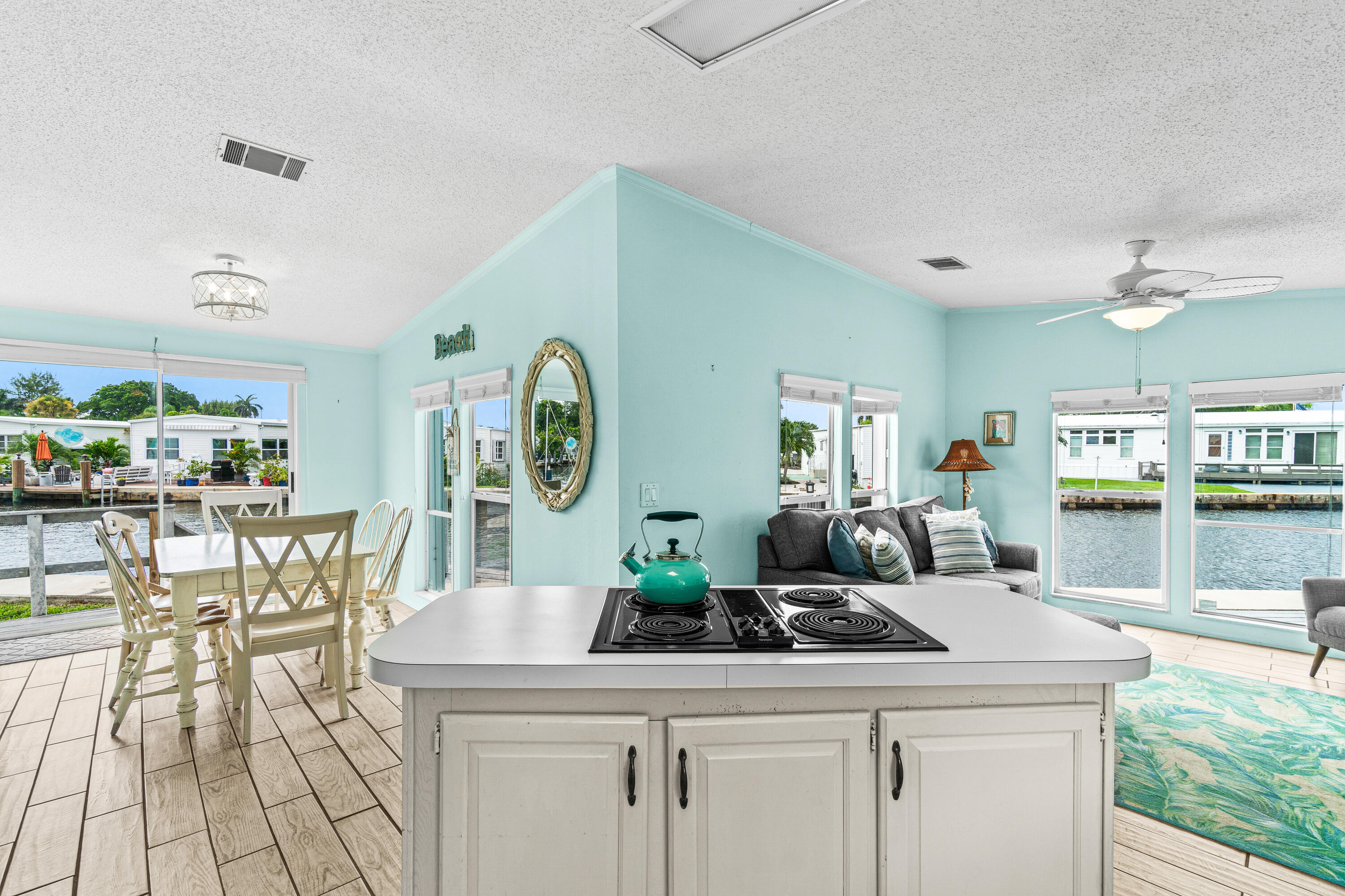 207 Mallard Drive U Property Photo 10