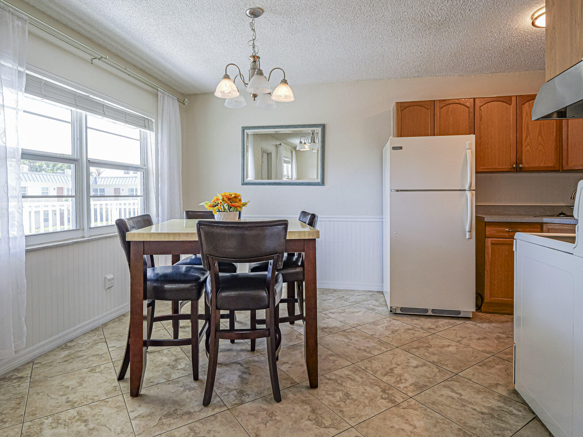 923 22nd Place 219 Property Photo 10