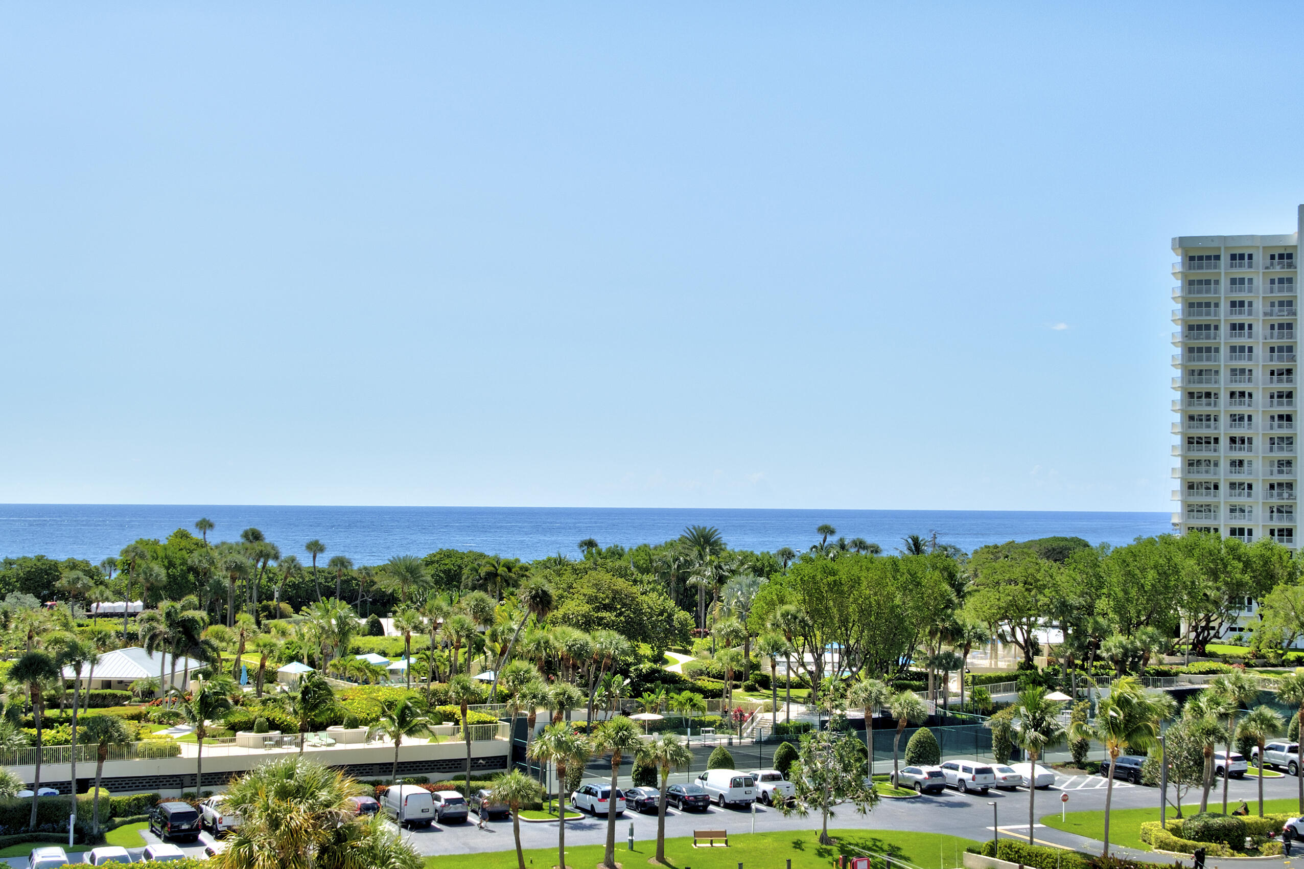 4201 N Ocean Boulevard 608 Property Photo 4