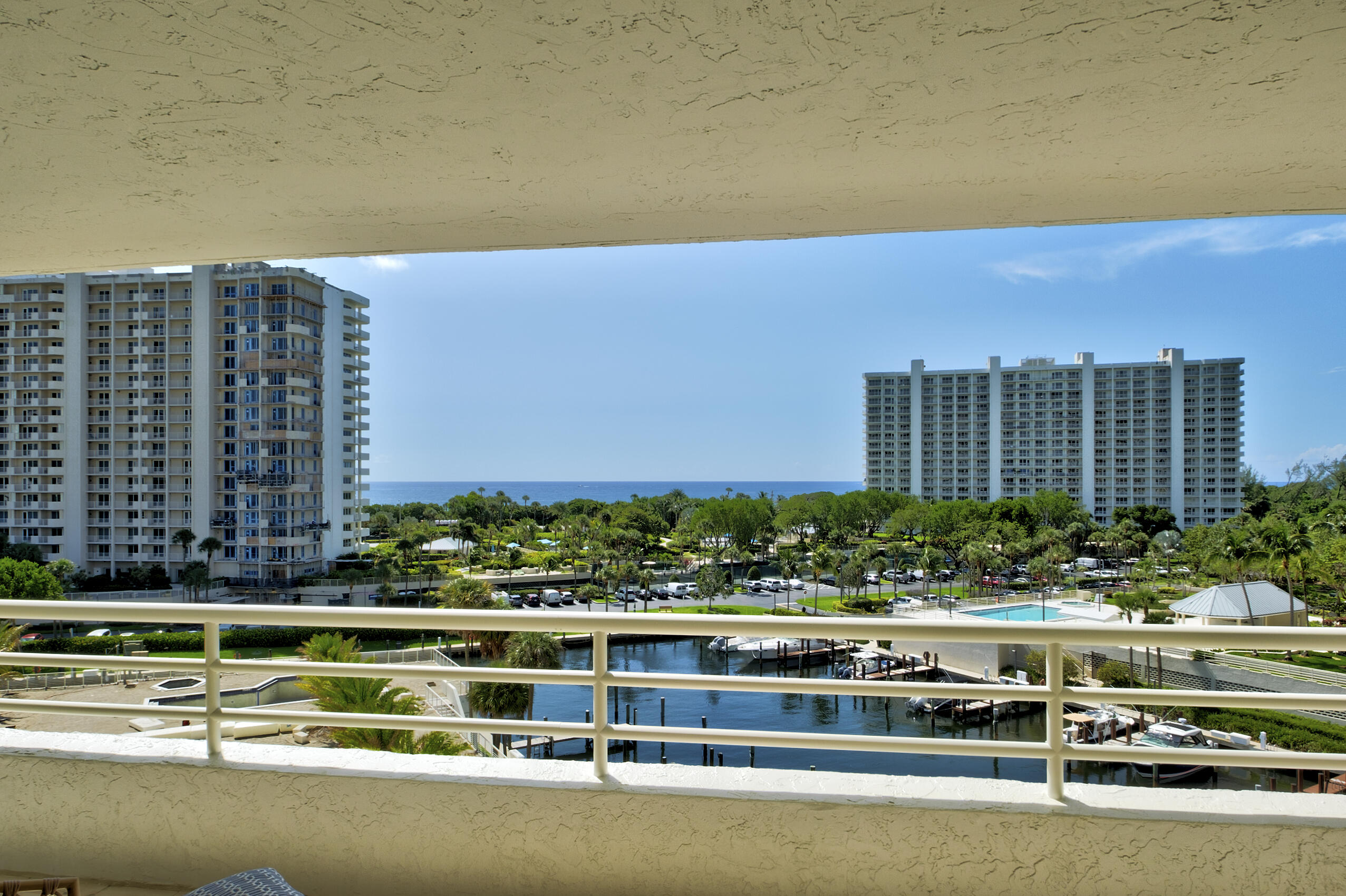4201 N Ocean Boulevard 608 Property Photo 6