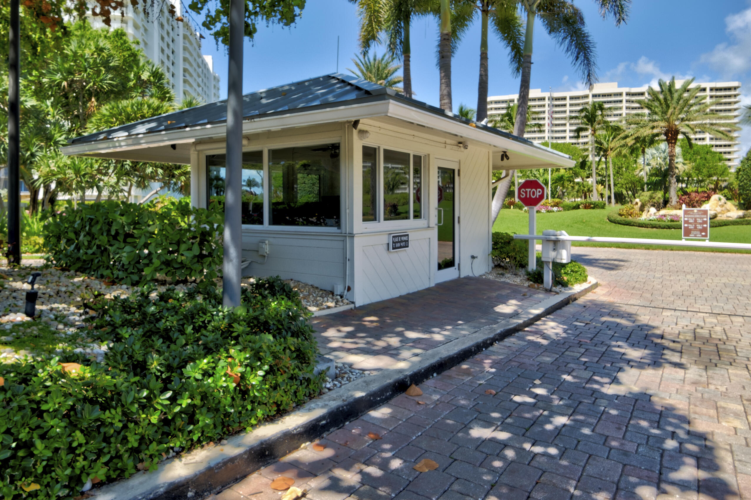 4201 N Ocean Boulevard 608 Property Photo 11