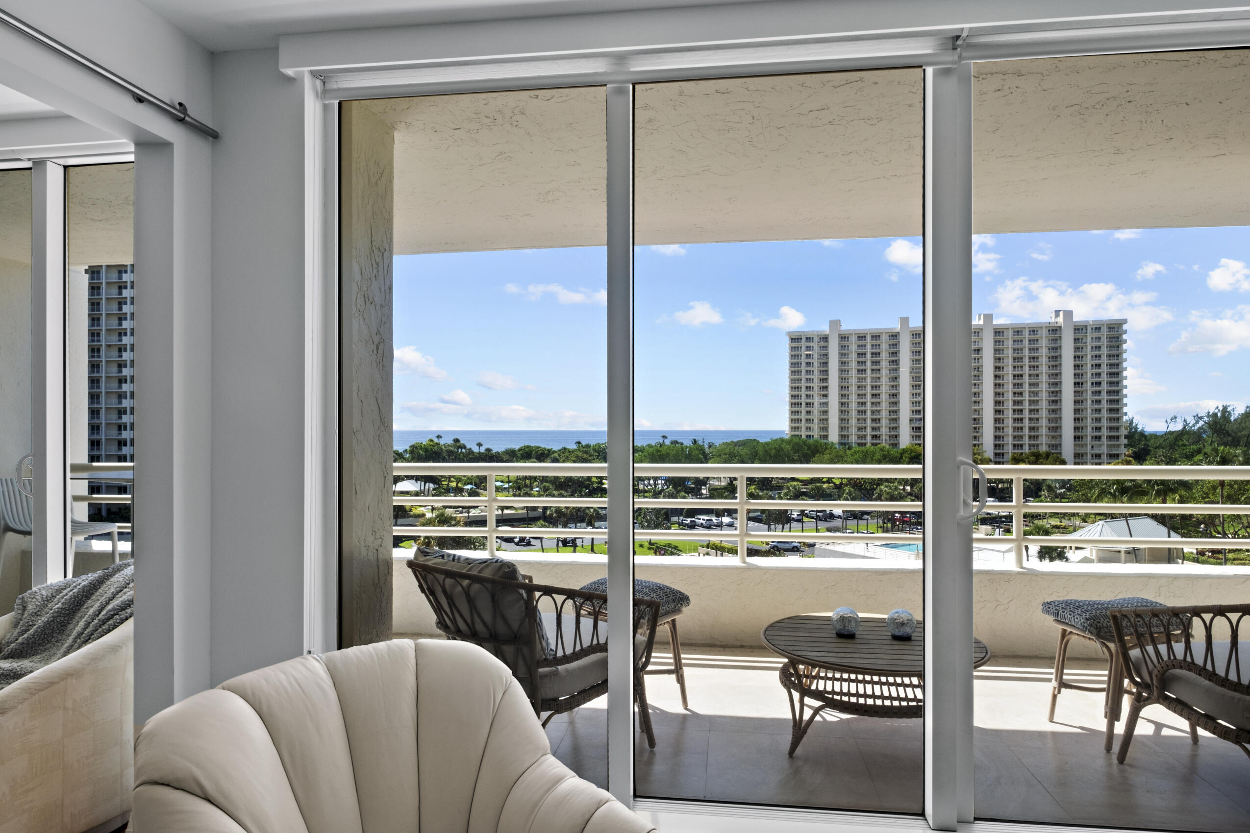 4201 N Ocean Boulevard 608 Property Photo 25