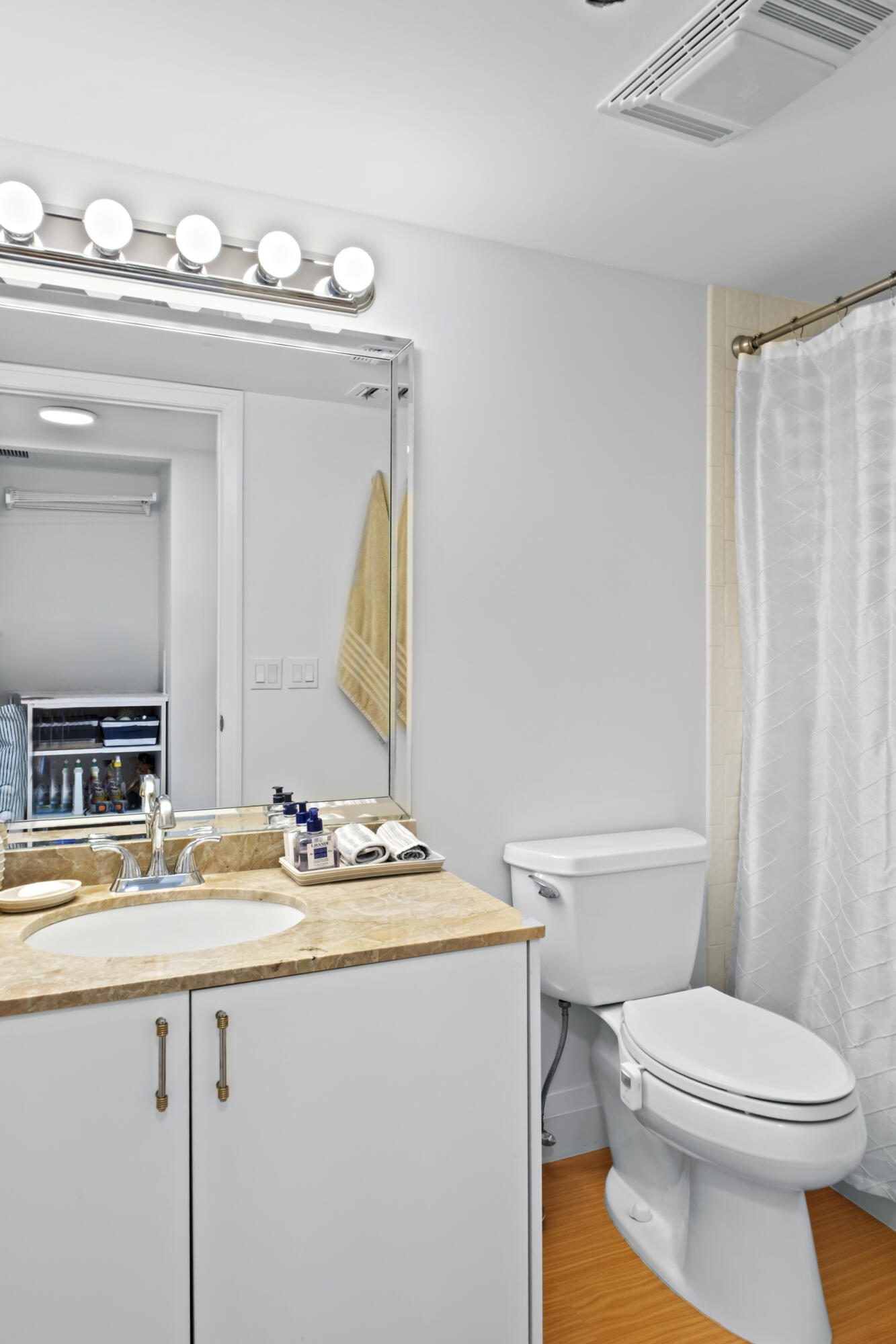 4201 N Ocean Boulevard 608 Property Photo 37