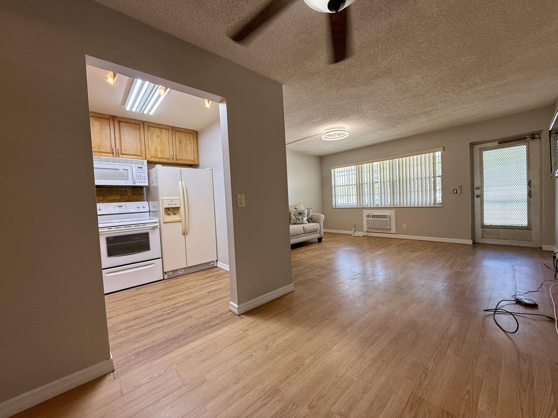 141 Northampton G 141 Property Photo 6