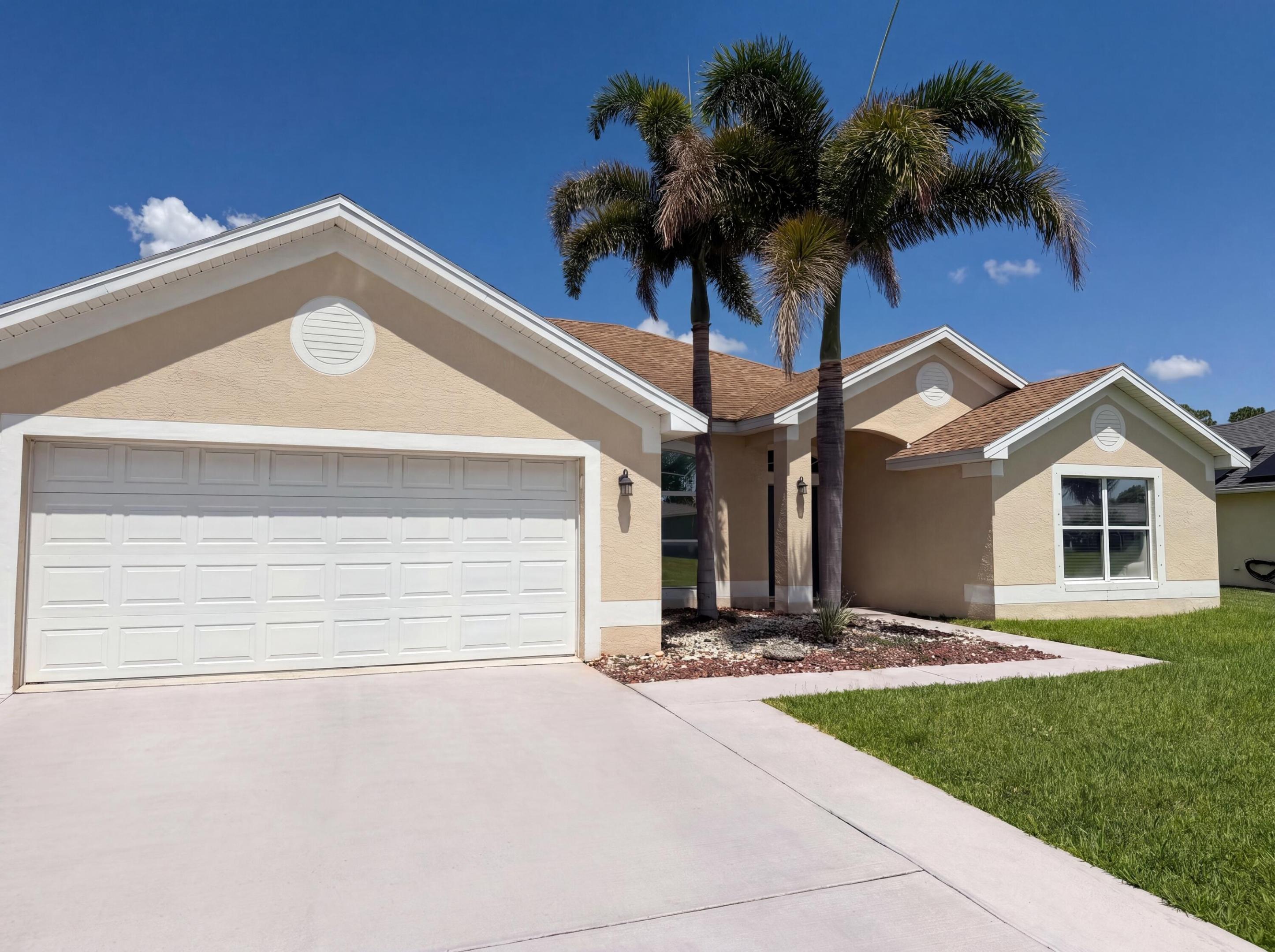 3642 Sw Sterricker Street Property Photo 1