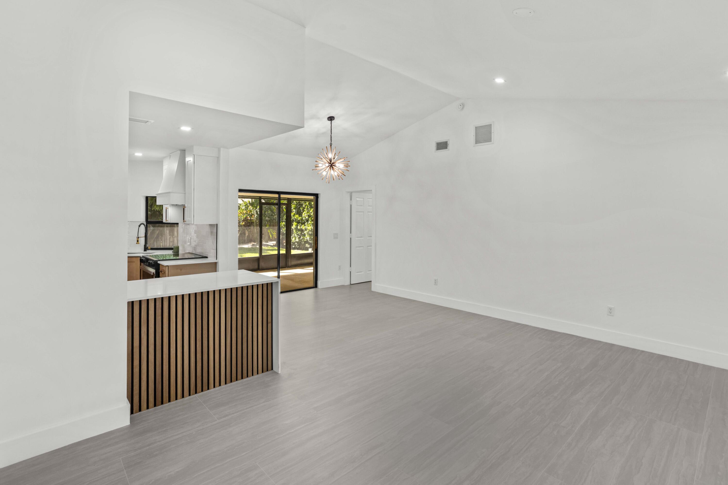 14814 Paddock Drive Property Photo 10