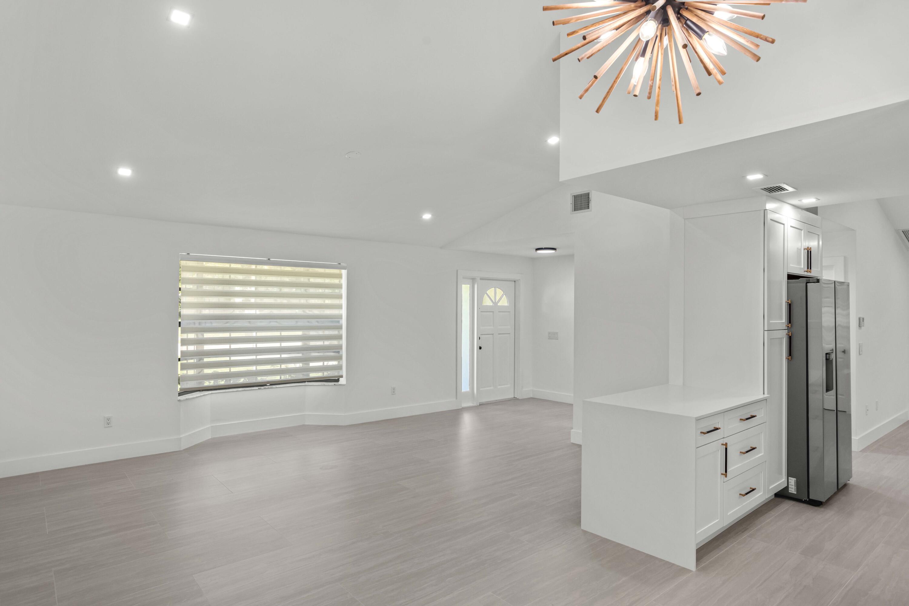 14814 Paddock Drive Property Photo 12