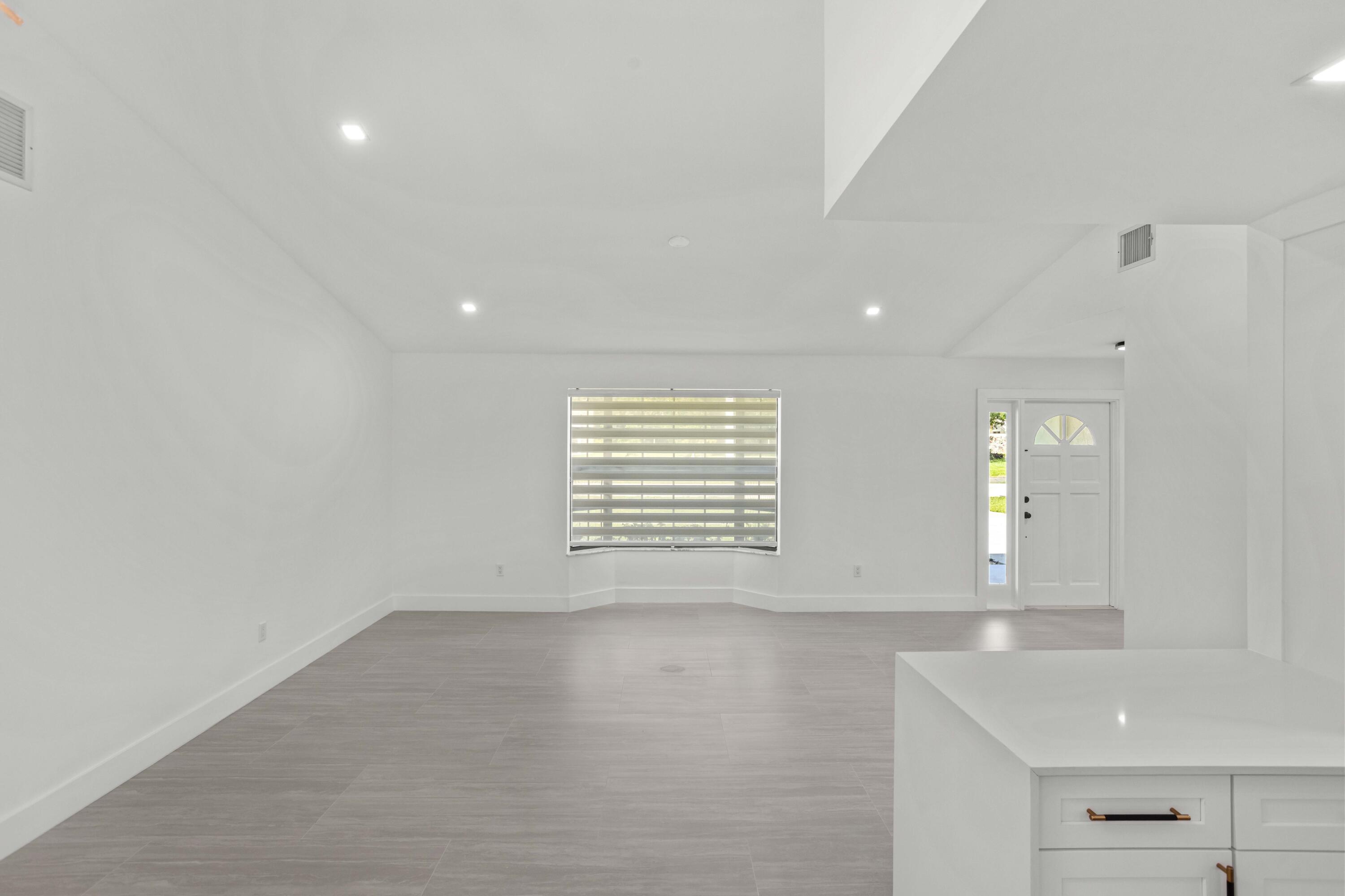14814 Paddock Drive Property Photo 13