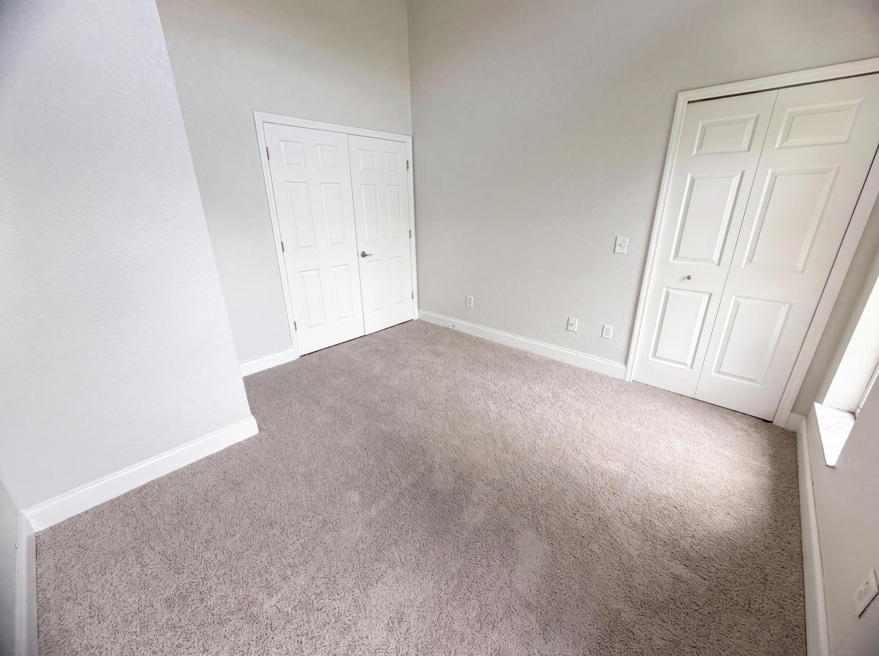 711 Se Celtic Avenue Property Photo 15