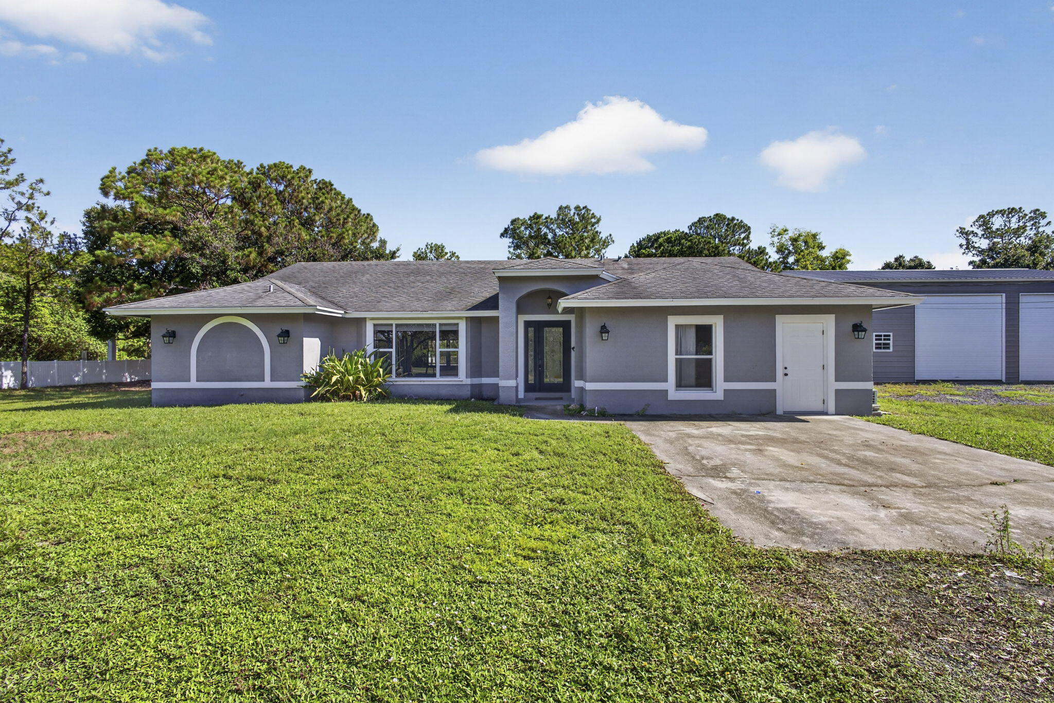 14935 89th Place N Property Photo 4