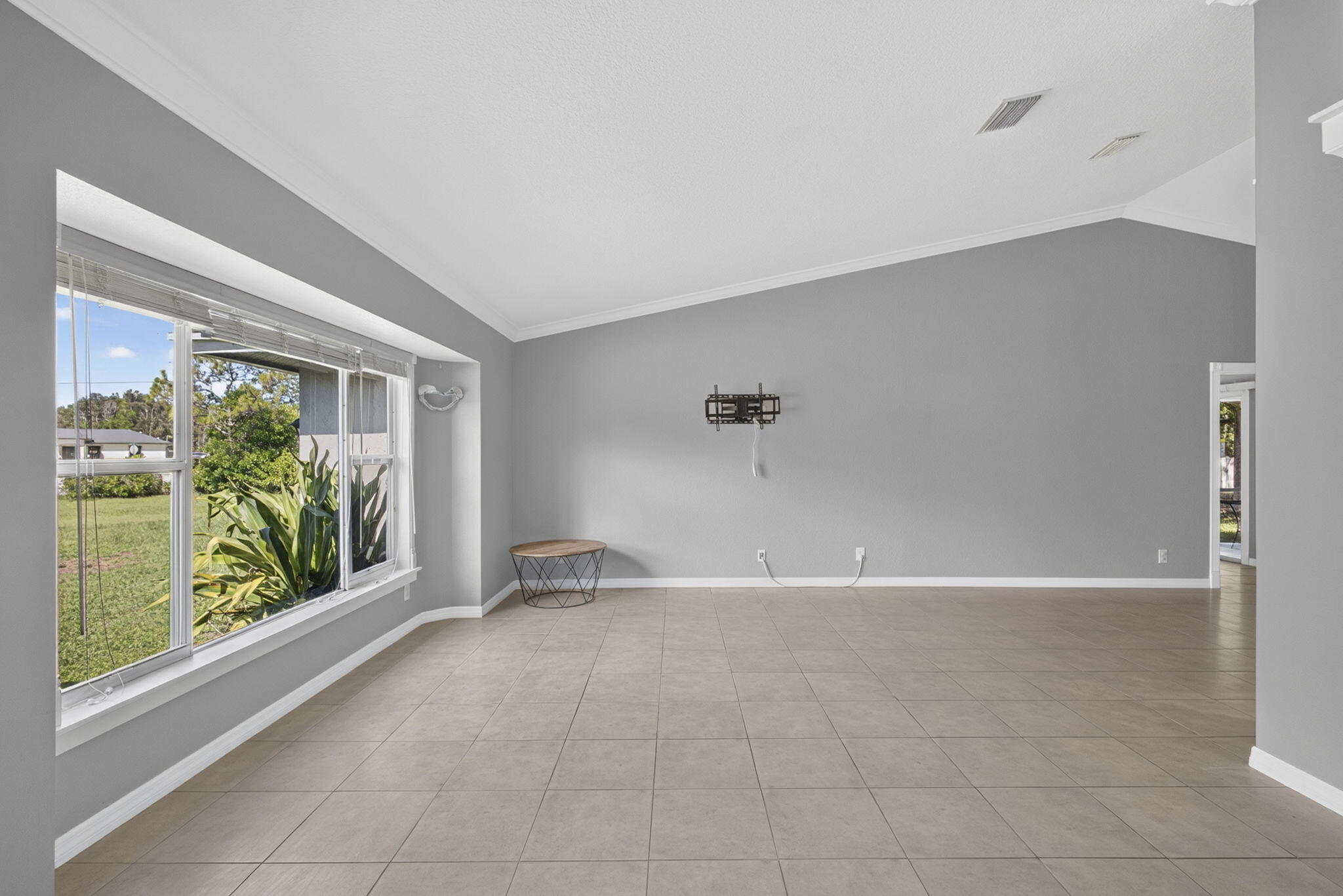 14935 89th Place N Property Photo 7