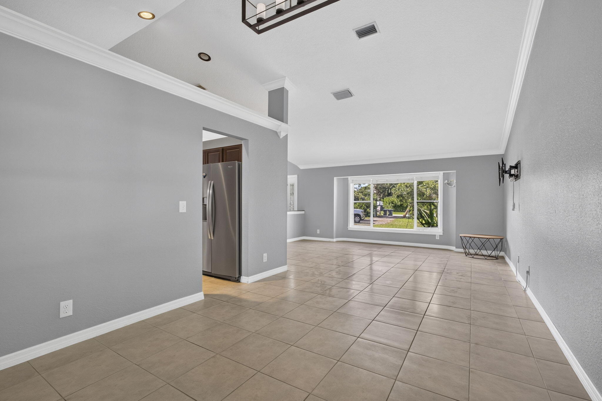 14935 89th Place N Property Photo 9