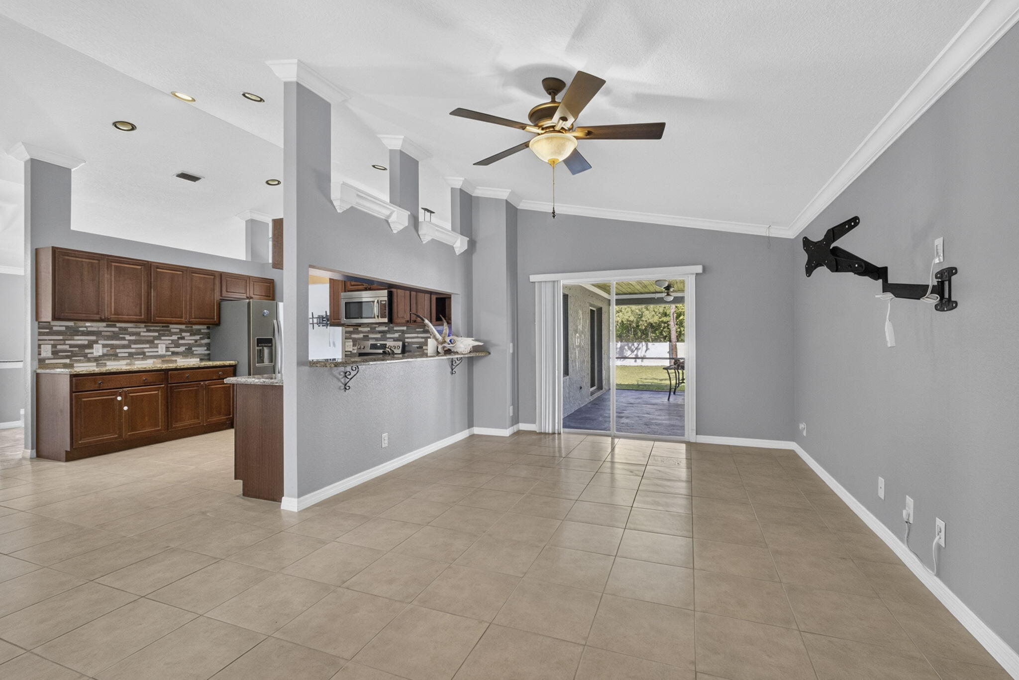 14935 89th Place N Property Photo 16