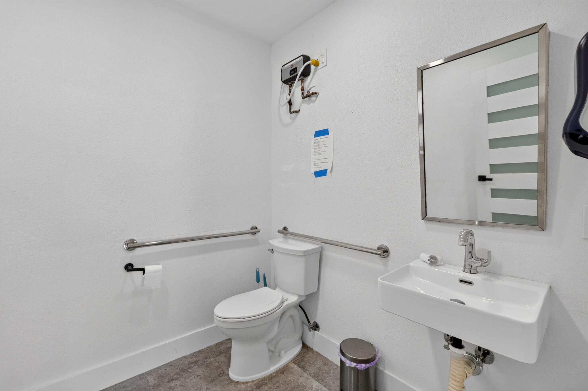 16811 Ne 6th Avenue Property Photo 16