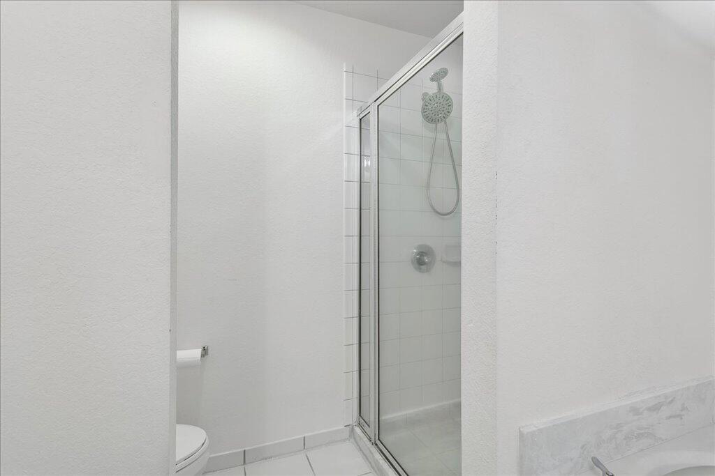 6036 Sw 19th Place Property Photo 23