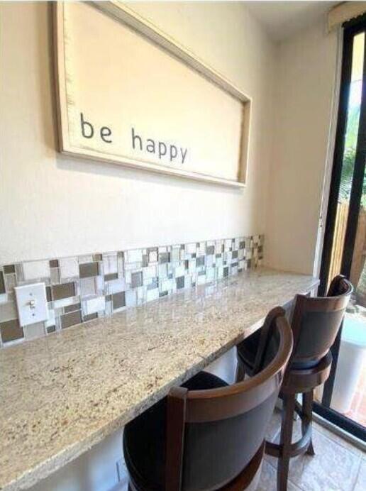 5705 Fox Hollow Drive B Property Photo 8