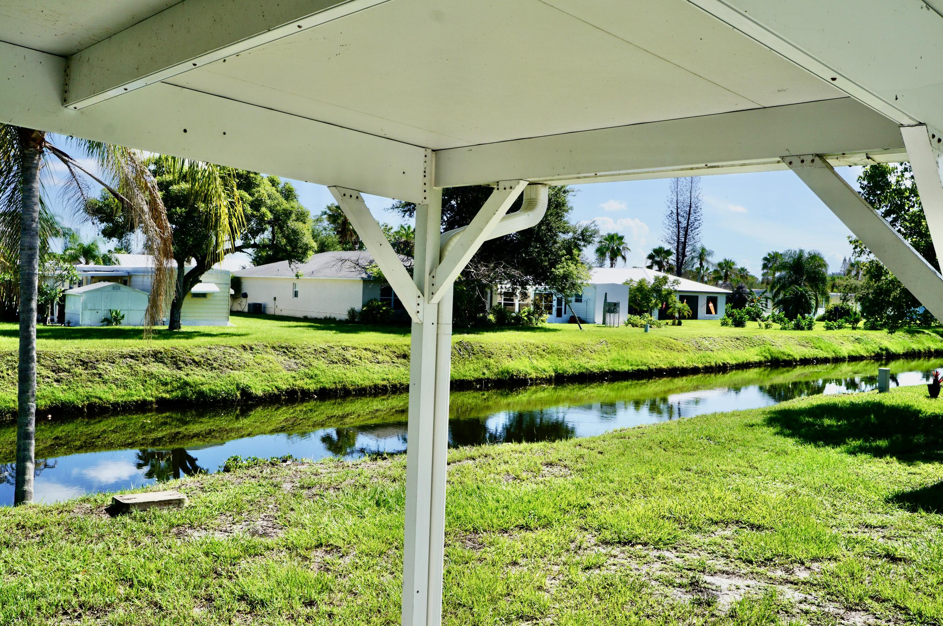 12 Se Spanish Way Property Photo 27