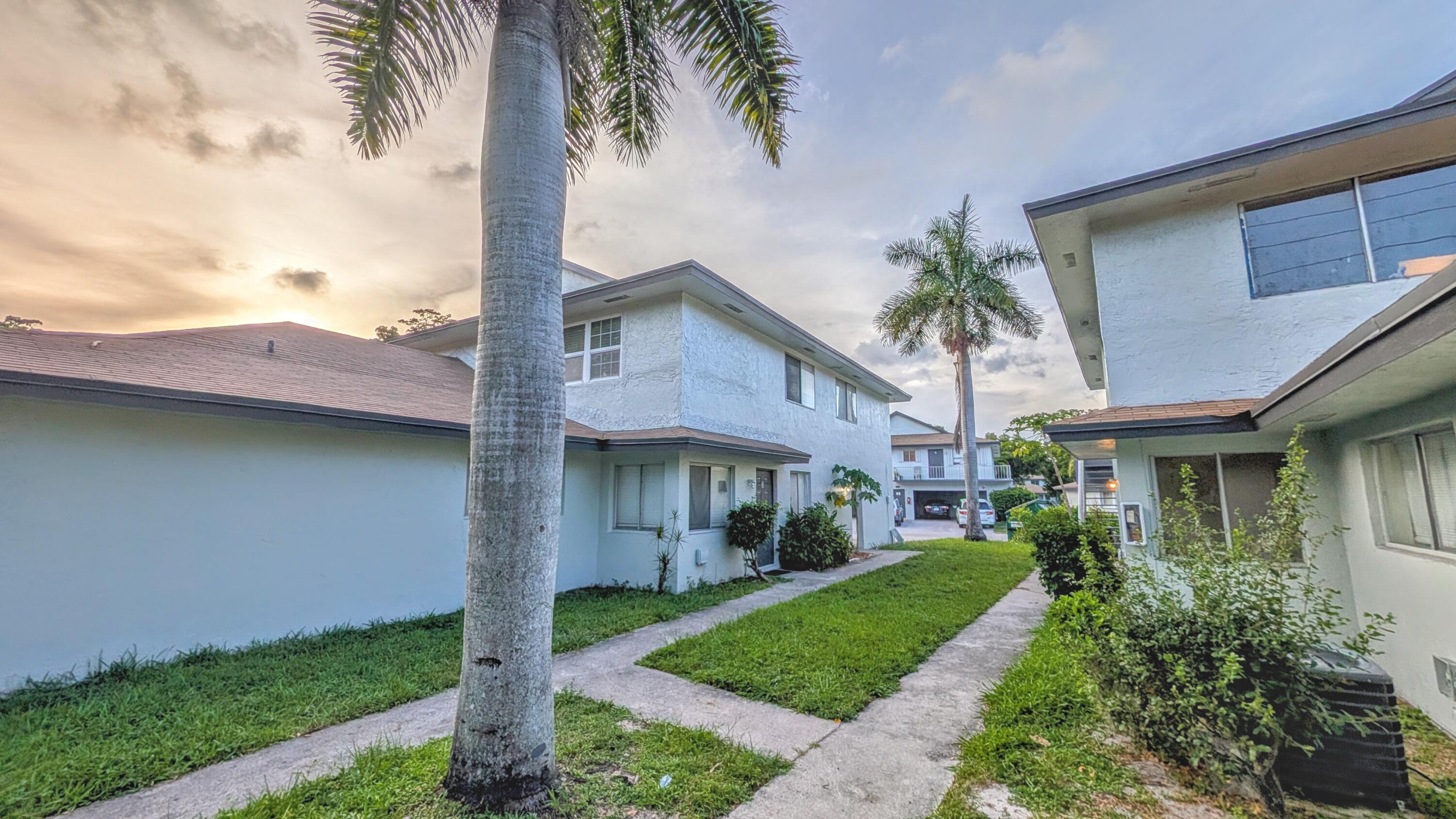 2115 Catherine Dr Drive 46-c Property Photo 3