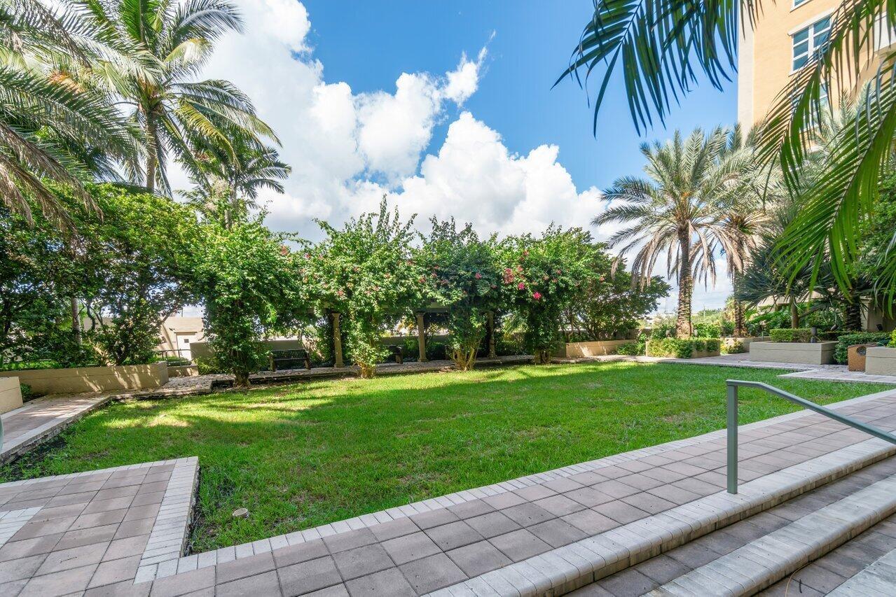 403 S Sapodilla Avenue 307 Property Photo 56