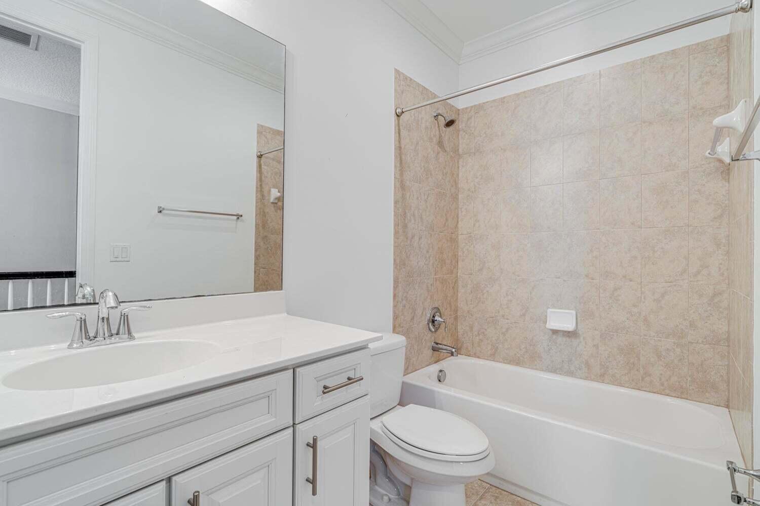 4628 Mediterranean Circle Property Photo 15