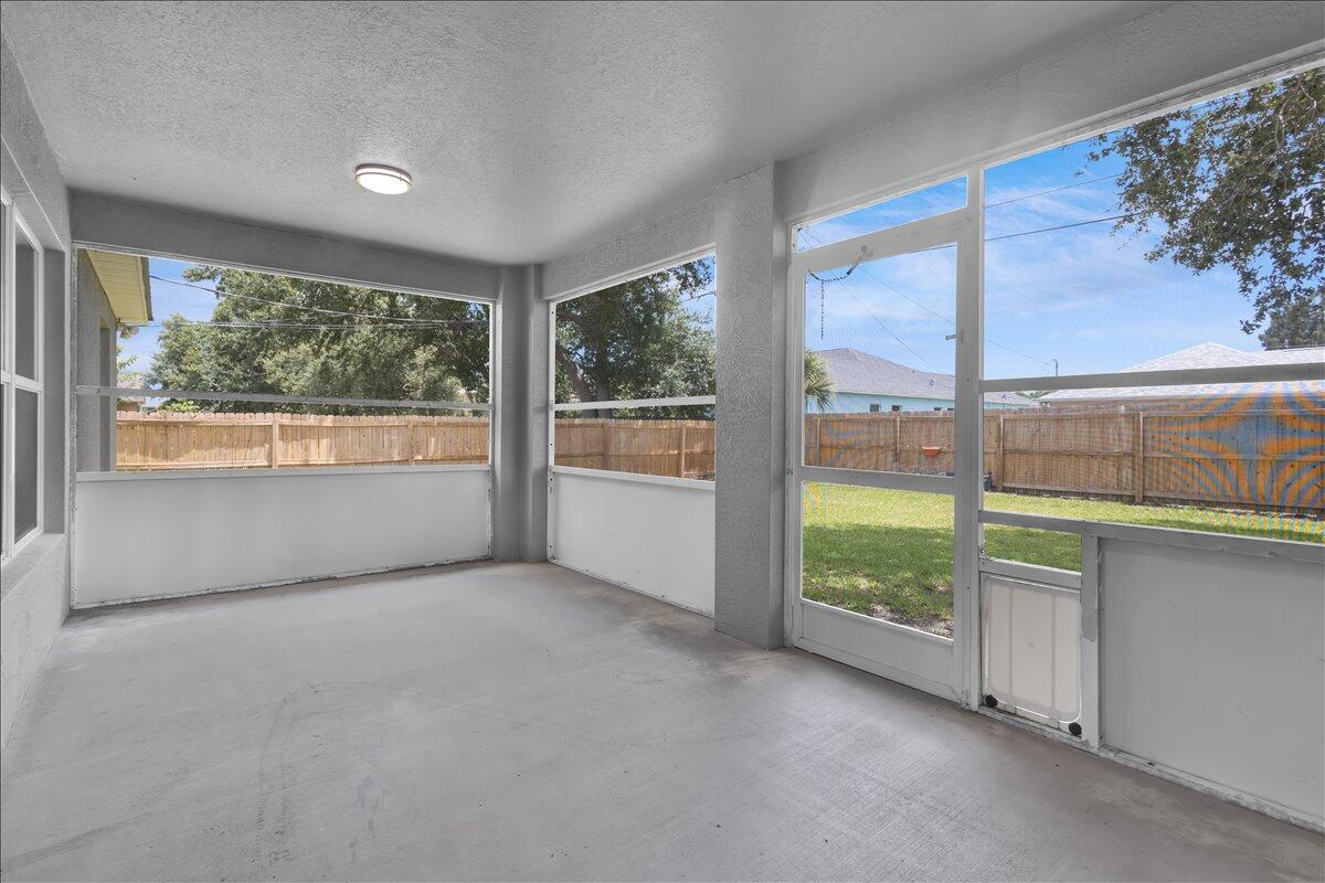 3264 Se Quay Street Property Photo 60