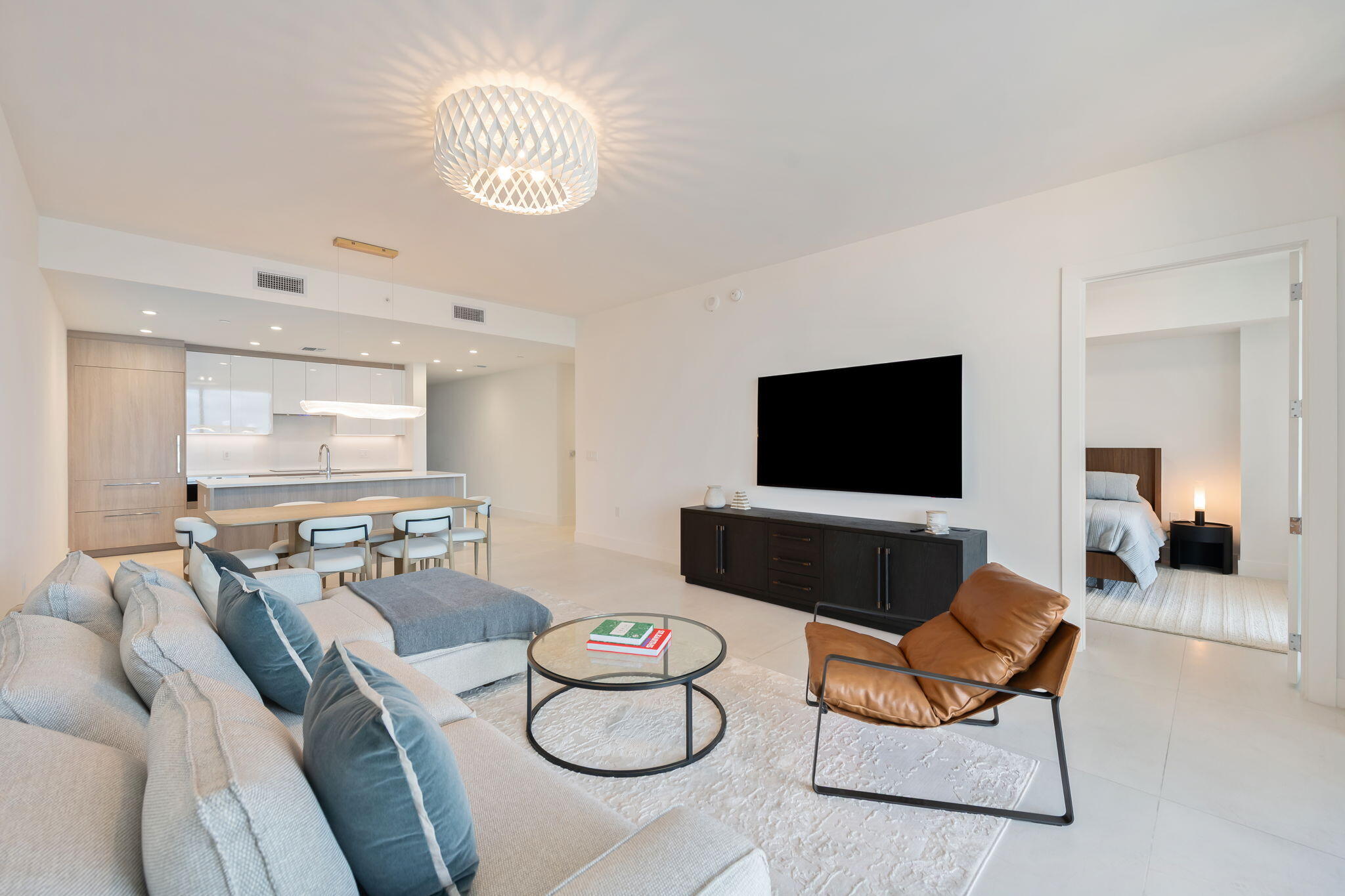 153 N Seabreeze Boulevard #1903 Property Photo 9