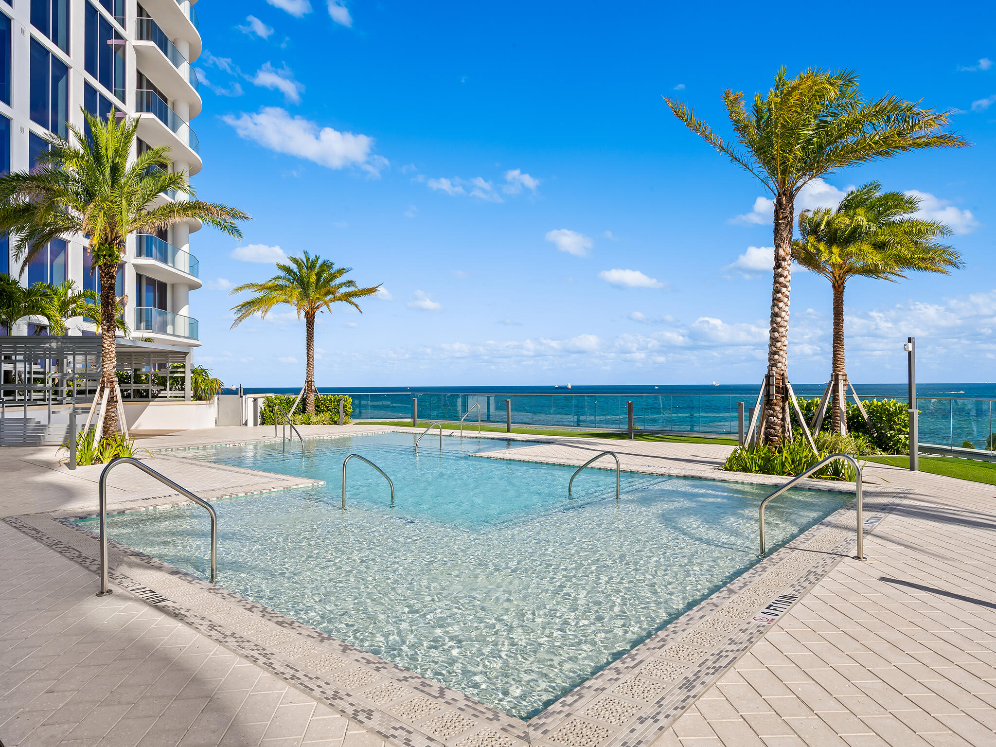 153 N Seabreeze Boulevard #1903 Property Photo 31