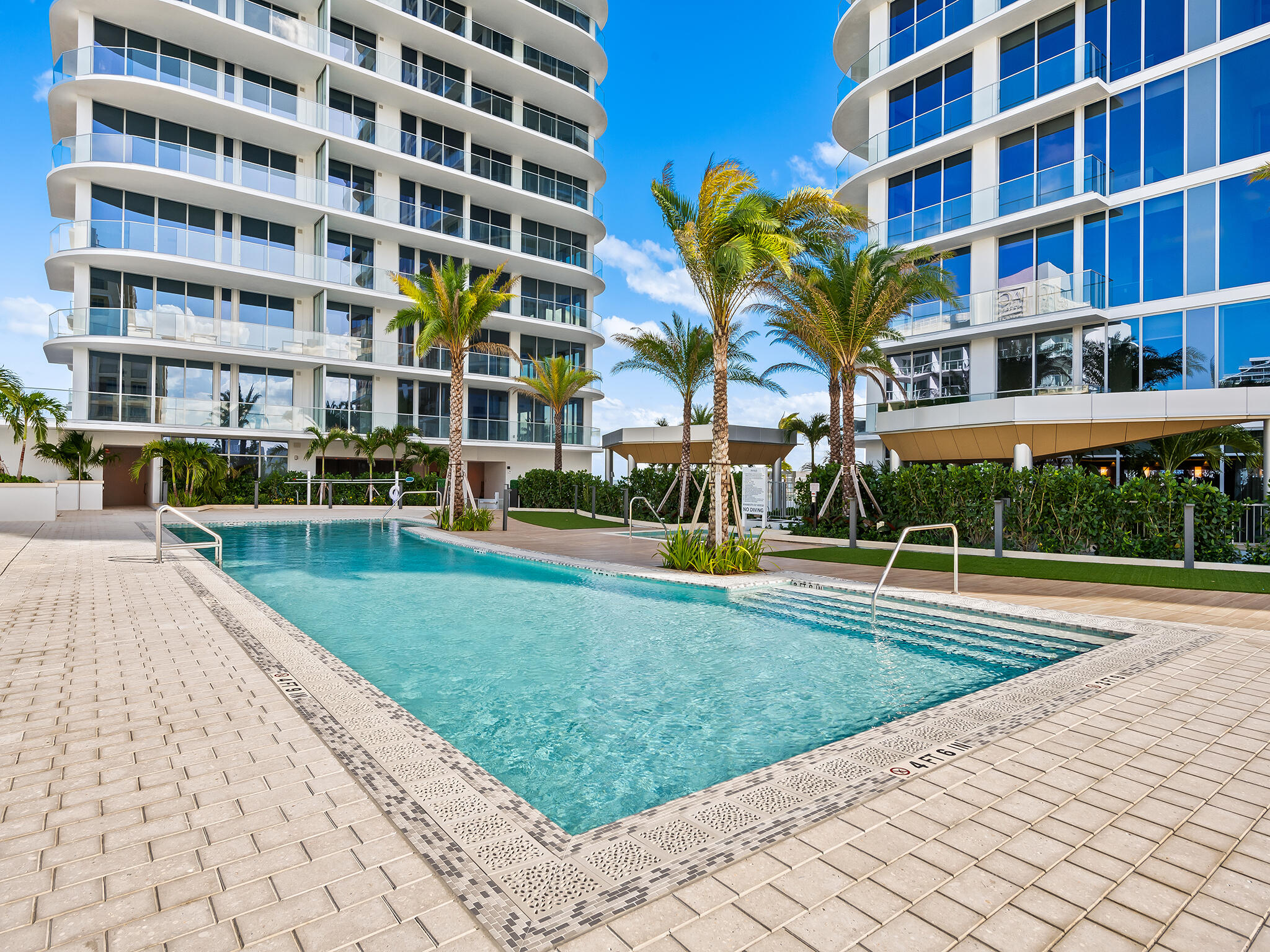 153 N Seabreeze Boulevard #1903 Property Photo 32