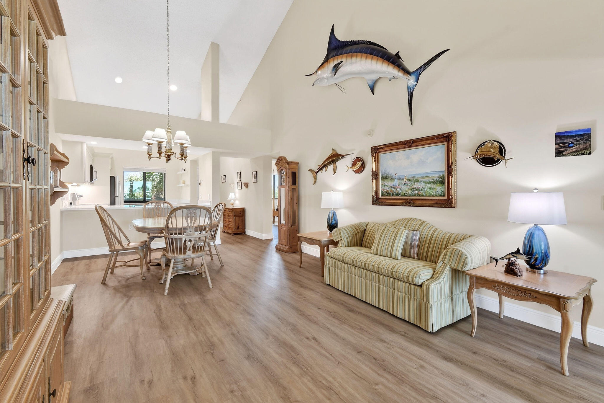 201 Ocean Bluffs Boulevard 5010 Property Photo 8