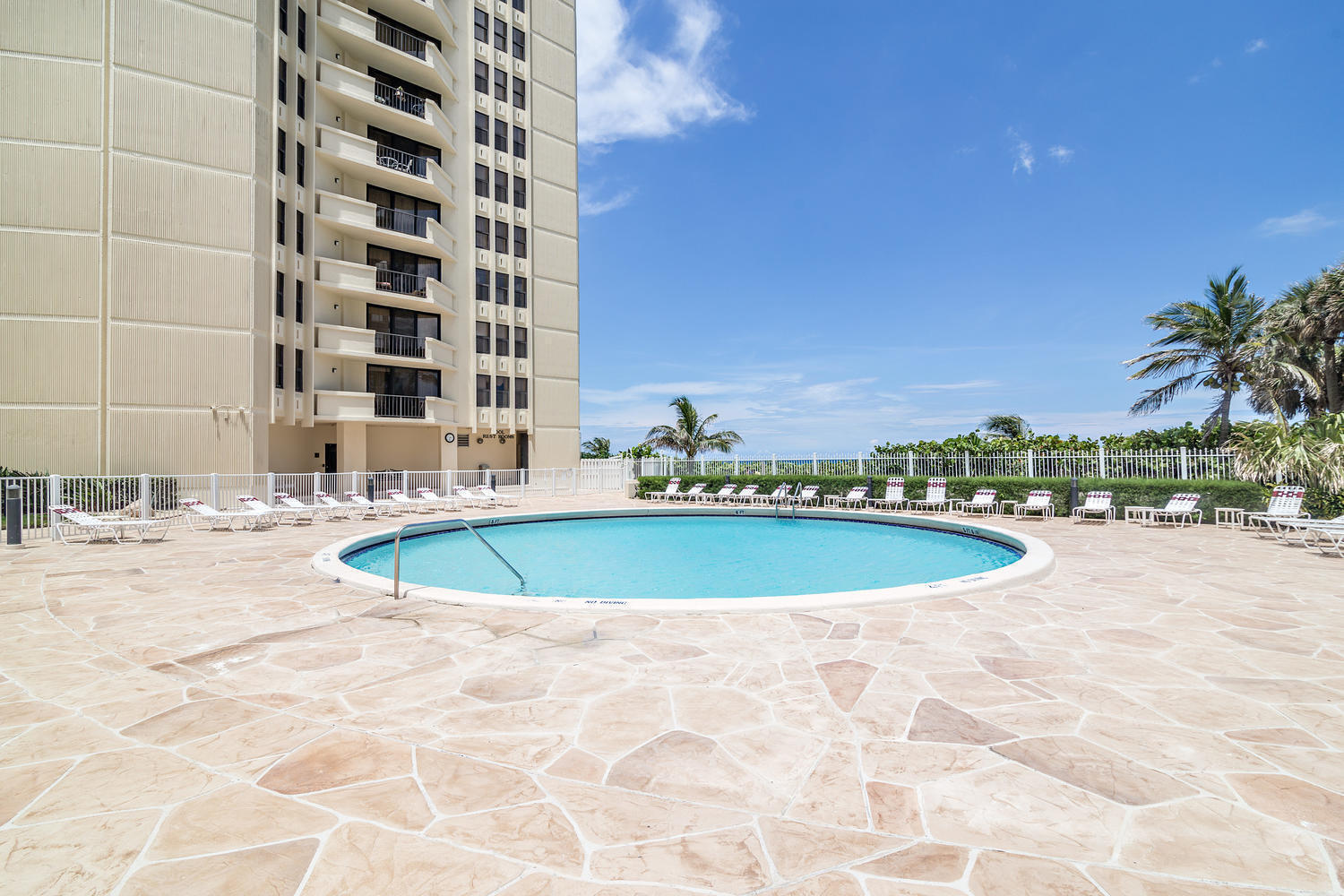 2800 N Ocean Drive A12b Property Photo 24