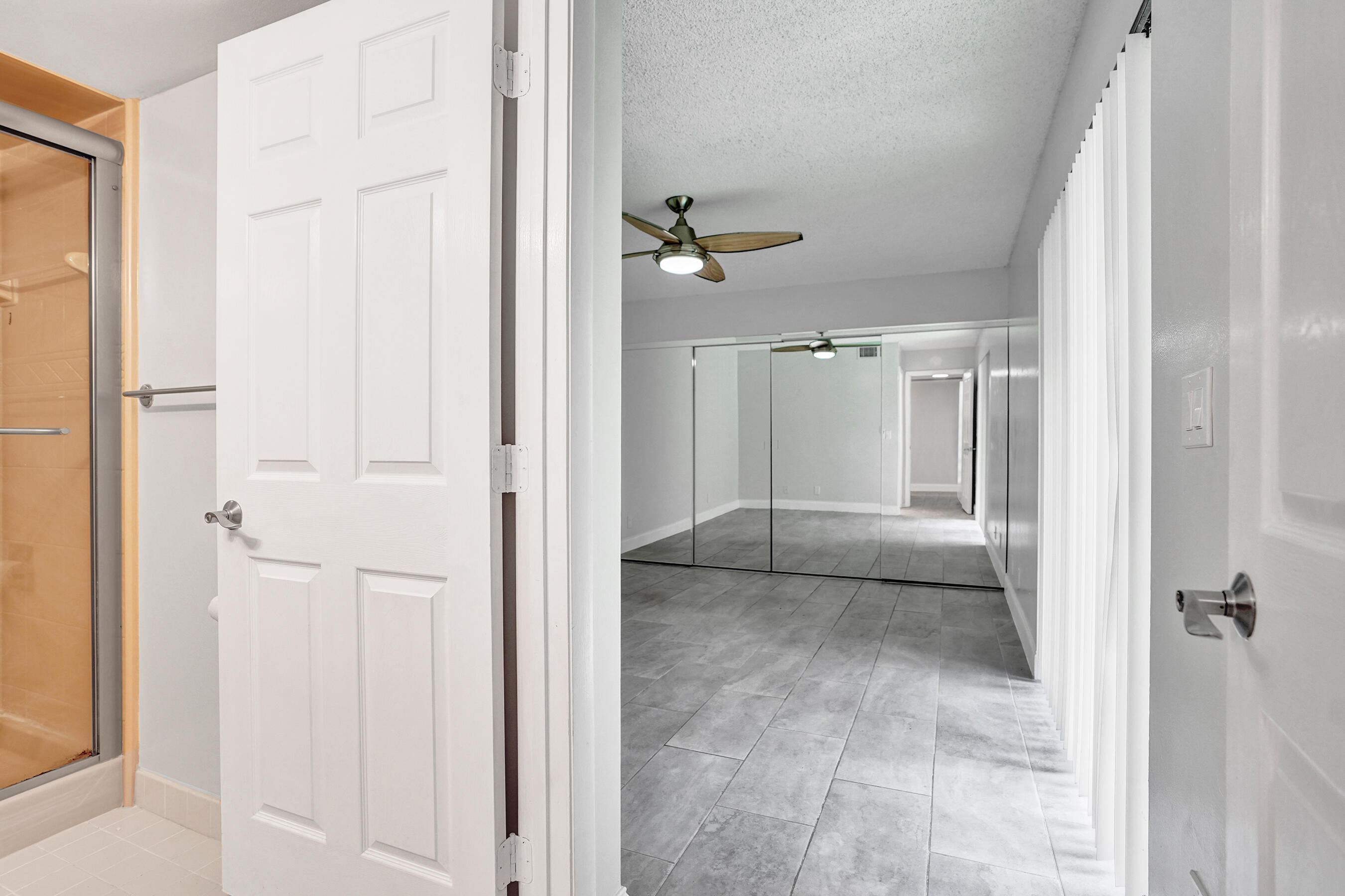 4260 Village Drive D Property Photo 16