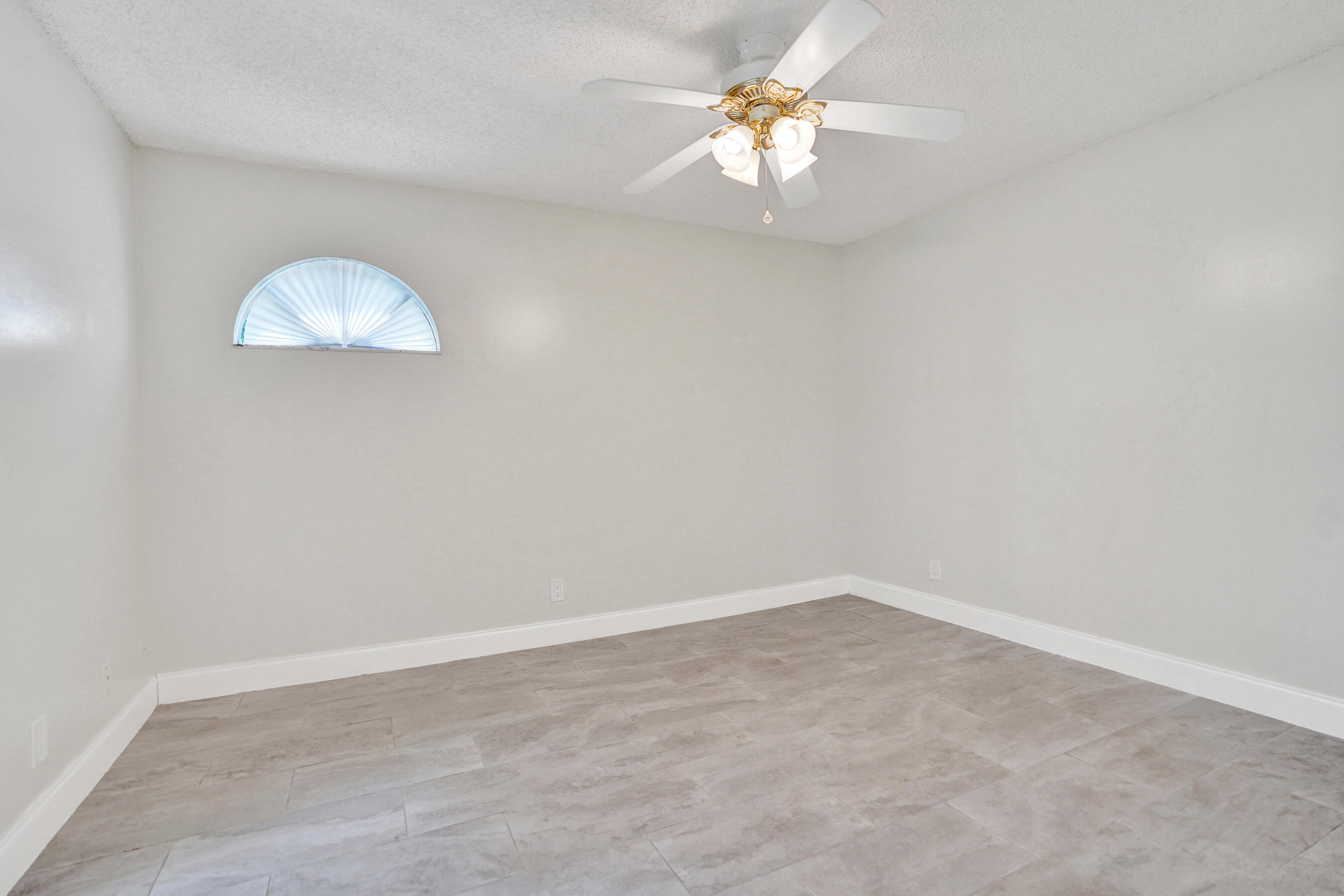 4260 Village Drive D Property Photo 25