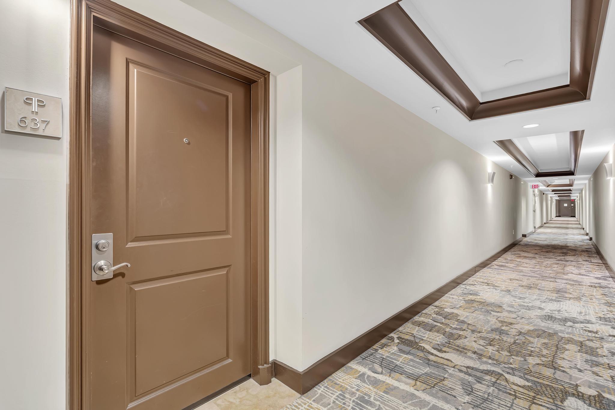 99 Se Mizner Boulevard 637 Property Photo 2