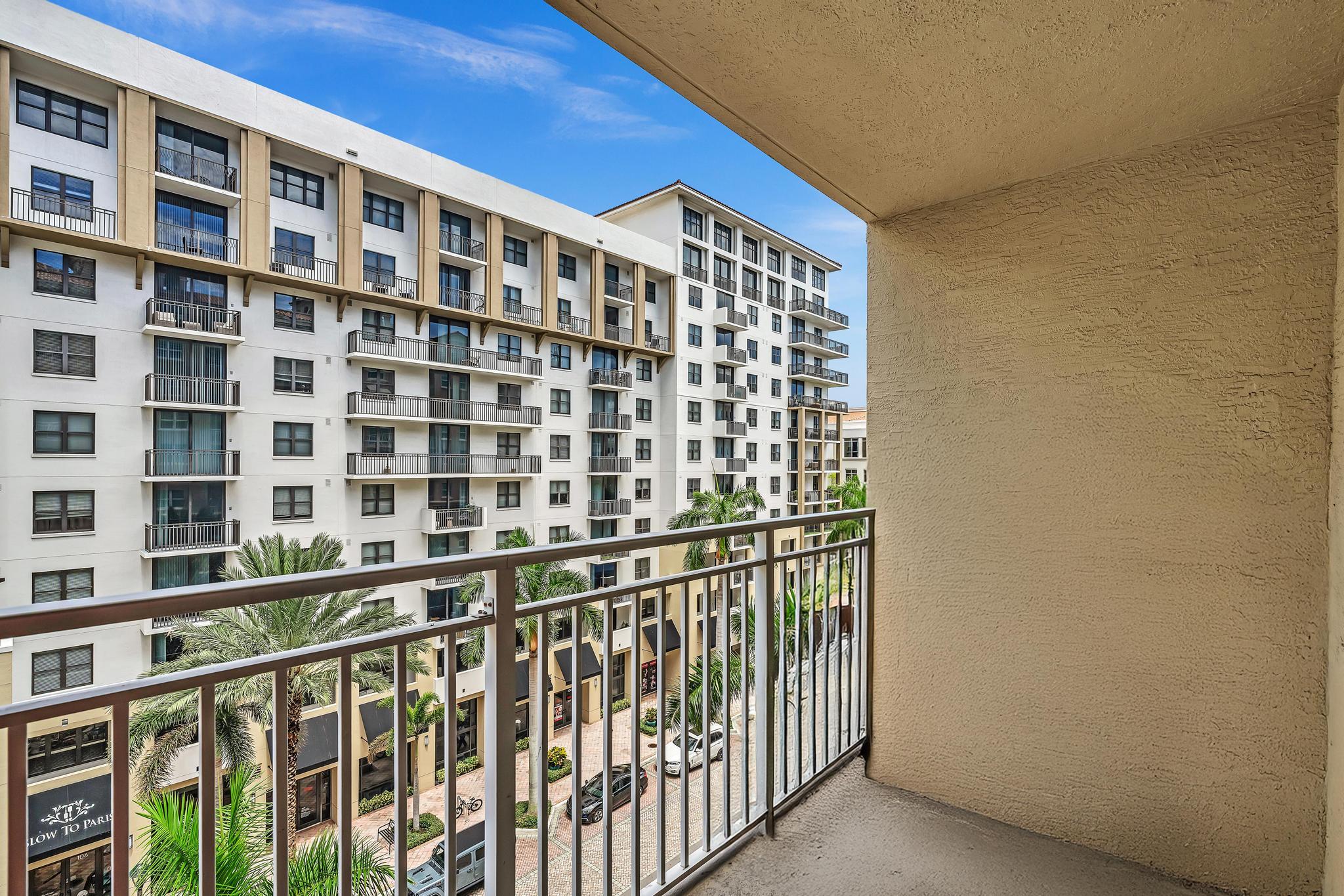 99 Se Mizner Boulevard 637 Property Photo 22