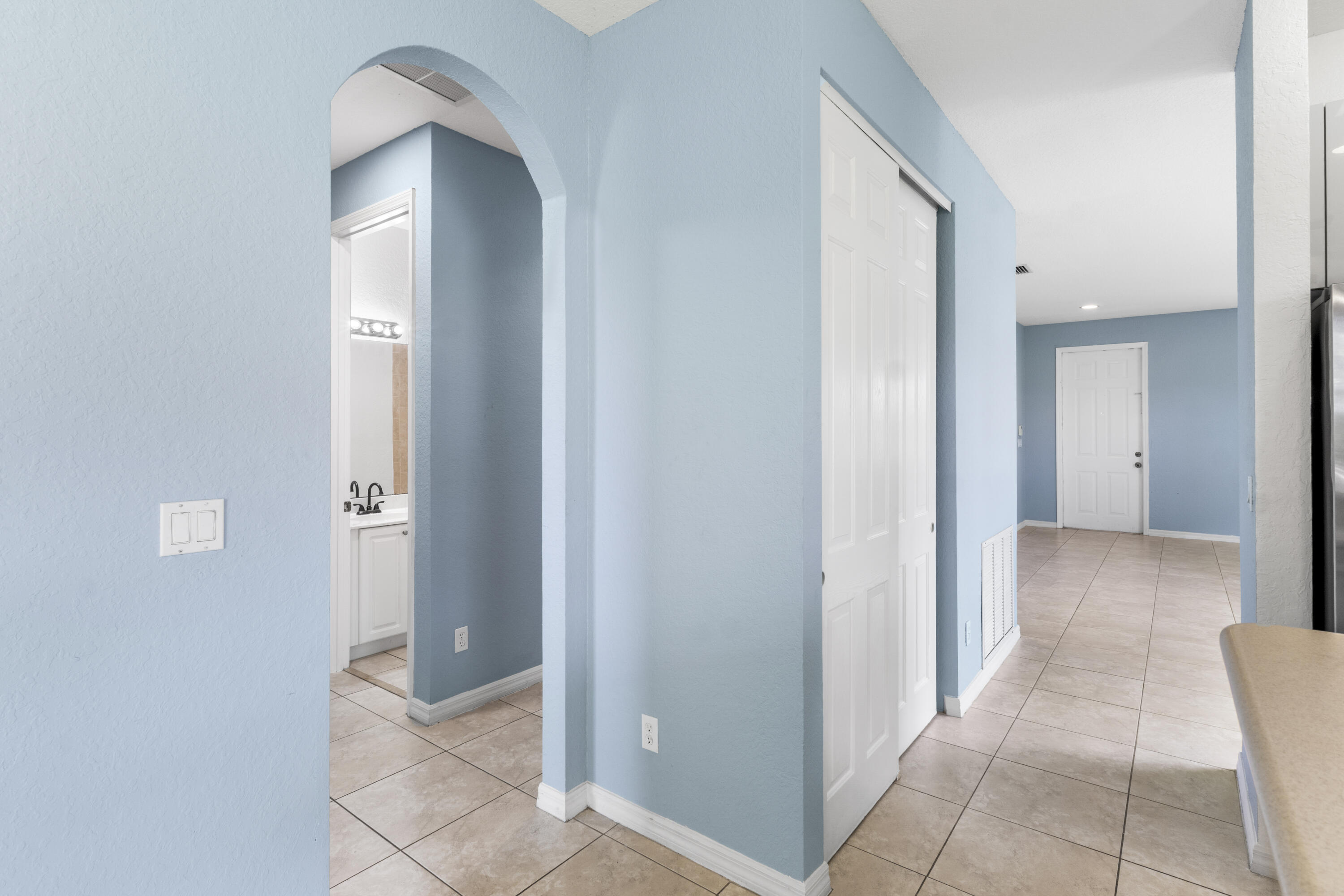 9907 E Verona Circle Property Photo 7